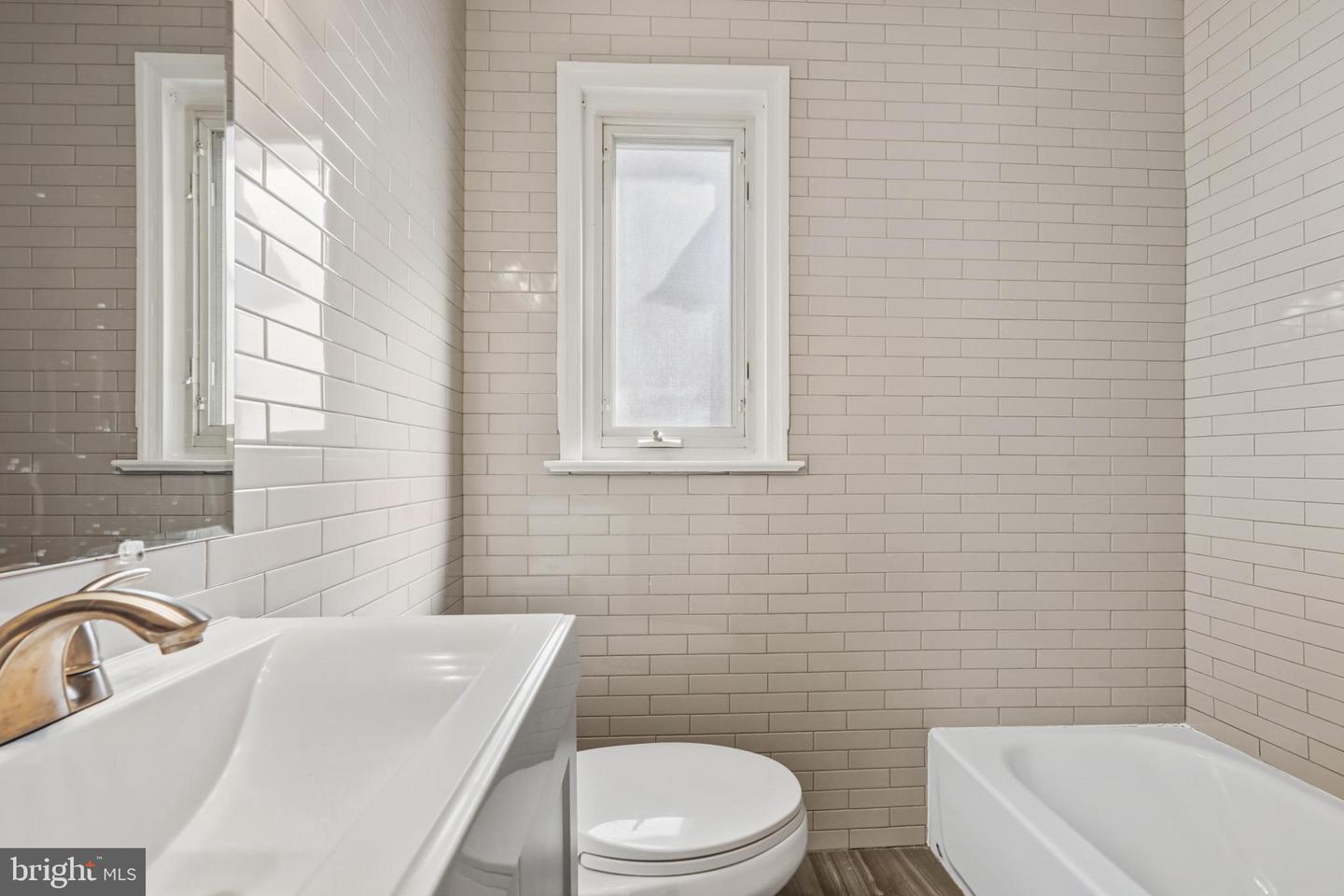 2110 SUITLAND TER SE, WASHINGTON, District Of Columbia 20020, 1 Bedroom Bedrooms, 2 Rooms Rooms,1 BathroomBathrooms,Residential,For sale,2110 SUITLAND TER SE,DCDC2229092 MLS # DCDC2229092 2110 SUITLAND TER SE, WASHINGTON, District Of Columbia 20020, 1 Bedroom Bedrooms, 2 Rooms Rooms,1 BathroomBathrooms,Residential,For sale,2110 SUITLAND TER SE,DCDC2229092 MLS # DCDC2229092