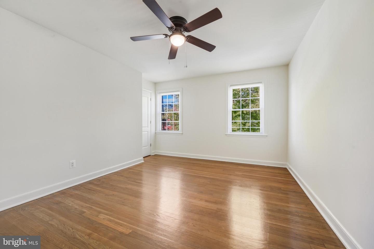 2110 SUITLAND TER SE, WASHINGTON, District Of Columbia 20020, 1 Bedroom Bedrooms, 2 Rooms Rooms,1 BathroomBathrooms,Residential,For sale,2110 SUITLAND TER SE,DCDC2229092 MLS # DCDC2229092 2110 SUITLAND TER SE, WASHINGTON, District Of Columbia 20020, 1 Bedroom Bedrooms, 2 Rooms Rooms,1 BathroomBathrooms,Residential,For sale,2110 SUITLAND TER SE,DCDC2229092 MLS # DCDC2229092