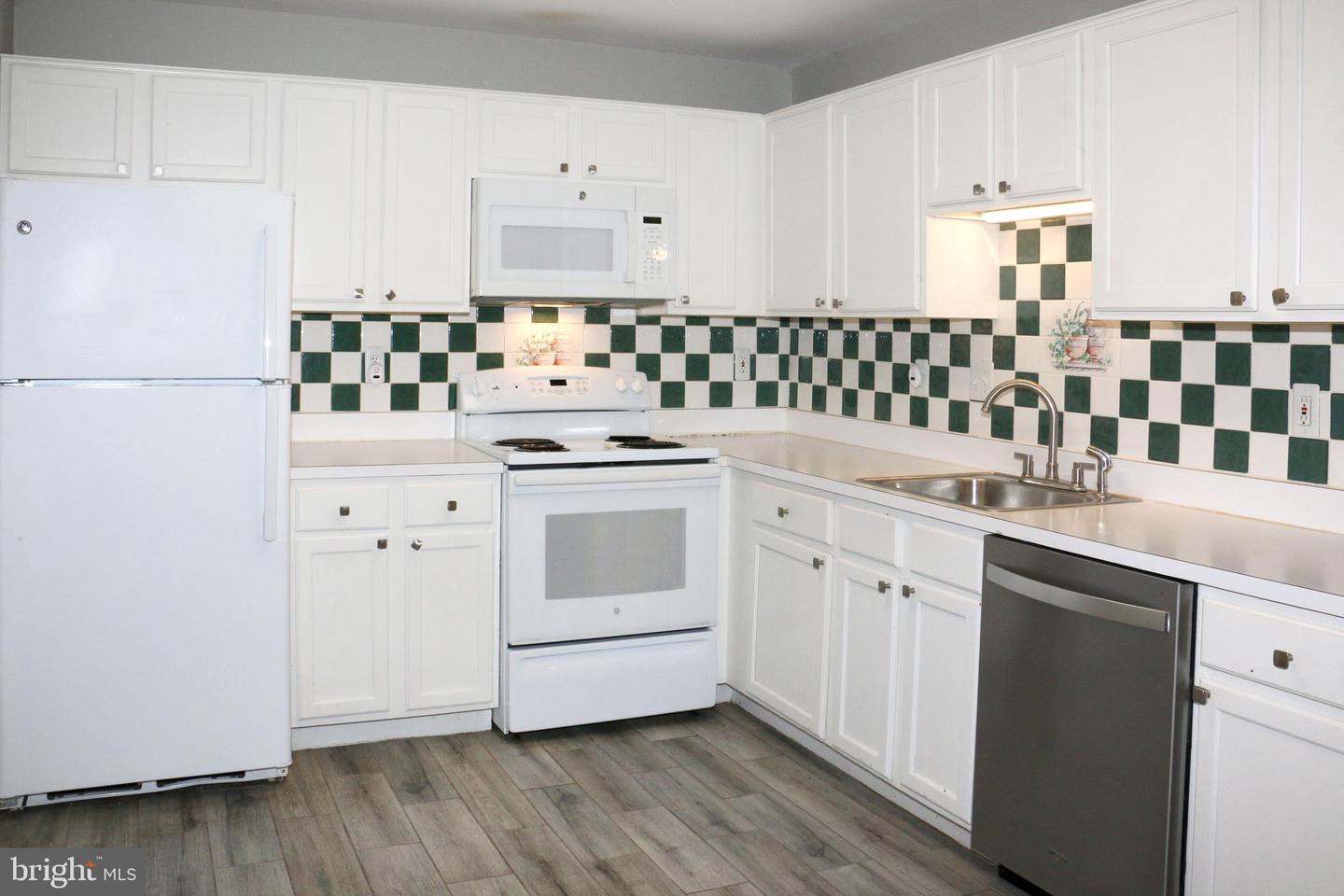 8234 WINSTEAD PL #101, MANASSAS, Virginia 20109, 2 Bedrooms Bedrooms, ,2 BathroomsBathrooms,Residential,For sale,8234 WINSTEAD PL #101,VAPW2106608 MLS # VAPW2106608 8234 WINSTEAD PL #101, MANASSAS, Virginia 20109, 2 Bedrooms Bedrooms, ,2 BathroomsBathrooms,Residential,For sale,8234 WINSTEAD PL #101,VAPW2106608 MLS # VAPW2106608