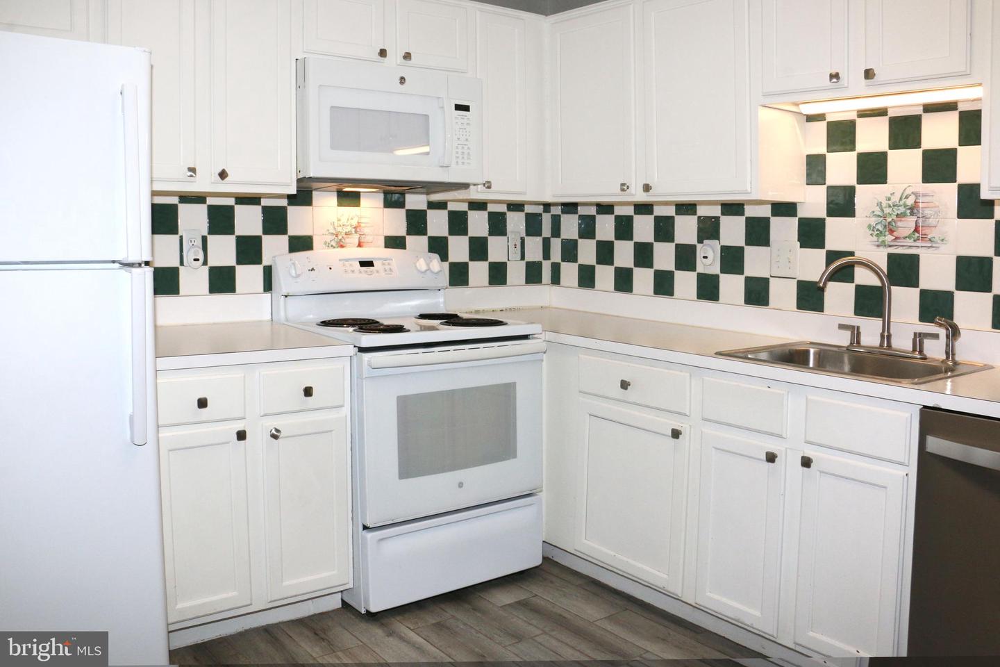 8234 WINSTEAD PL #101, MANASSAS, Virginia 20109, 2 Bedrooms Bedrooms, ,2 BathroomsBathrooms,Residential,For sale,8234 WINSTEAD PL #101,VAPW2106608 MLS # VAPW2106608 8234 WINSTEAD PL #101, MANASSAS, Virginia 20109, 2 Bedrooms Bedrooms, ,2 BathroomsBathrooms,Residential,For sale,8234 WINSTEAD PL #101,VAPW2106608 MLS # VAPW2106608