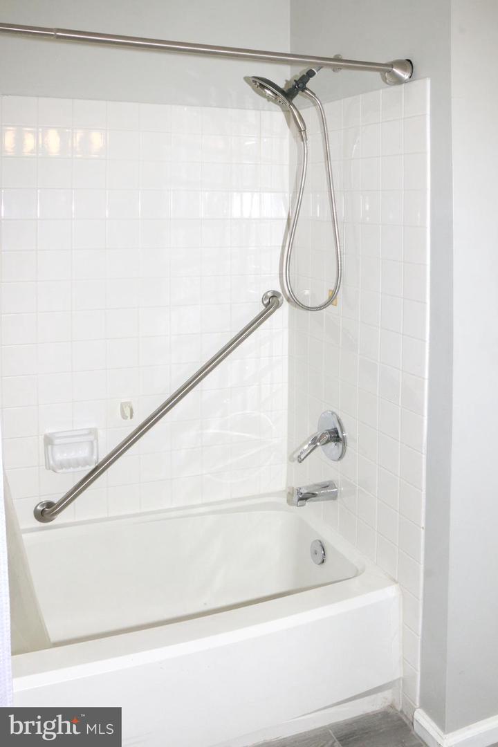 8234 WINSTEAD PL #101, MANASSAS, Virginia 20109, 2 Bedrooms Bedrooms, ,2 BathroomsBathrooms,Residential,For sale,8234 WINSTEAD PL #101,VAPW2106608 MLS # VAPW2106608 8234 WINSTEAD PL #101, MANASSAS, Virginia 20109, 2 Bedrooms Bedrooms, ,2 BathroomsBathrooms,Residential,For sale,8234 WINSTEAD PL #101,VAPW2106608 MLS # VAPW2106608