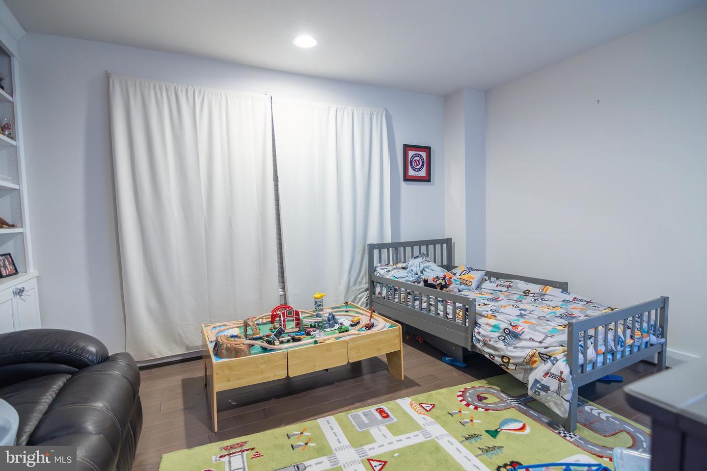 5138 CARTERS LN, ALEXANDRIA, Virginia 22311, 3 Bedrooms Bedrooms, ,3 BathroomsBathrooms,Residential,For sale,5138 CARTERS LN,VAAX2051146 MLS # VAAX2051146