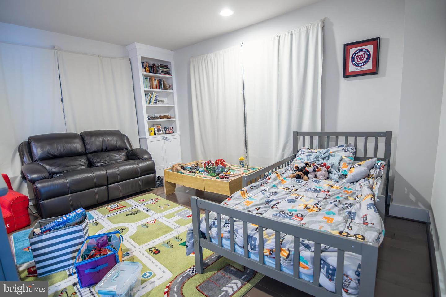 5138 CARTERS LN, ALEXANDRIA, Virginia 22311, 3 Bedrooms Bedrooms, ,3 BathroomsBathrooms,Residential,For sale,5138 CARTERS LN,VAAX2051146 MLS # VAAX2051146