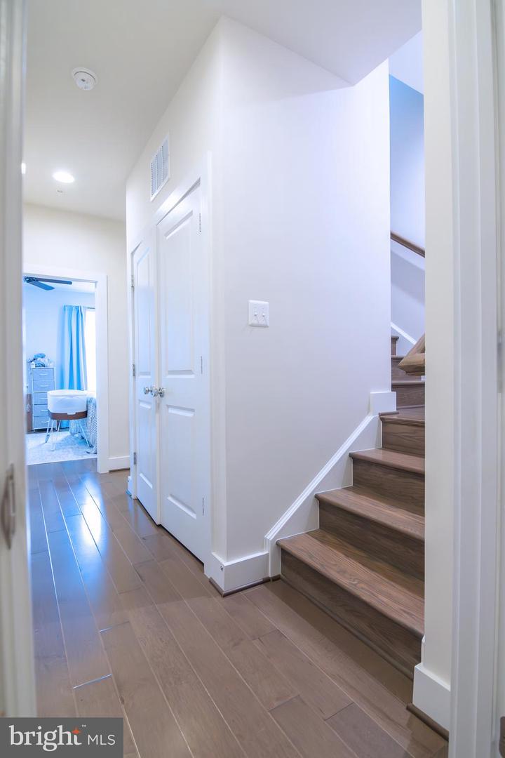 5138 CARTERS LN, ALEXANDRIA, Virginia 22311, 3 Bedrooms Bedrooms, ,3 BathroomsBathrooms,Residential,For sale,5138 CARTERS LN,VAAX2051146 MLS # VAAX2051146