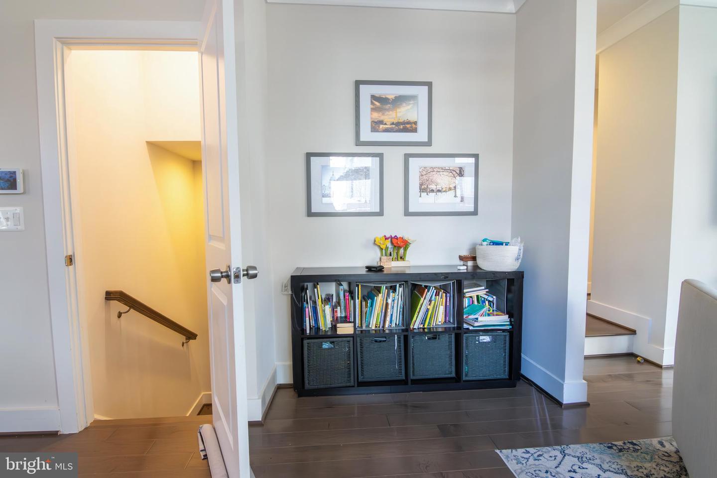 5138 CARTERS LN, ALEXANDRIA, Virginia 22311, 3 Bedrooms Bedrooms, ,3 BathroomsBathrooms,Residential,For sale,5138 CARTERS LN,VAAX2051146 MLS # VAAX2051146