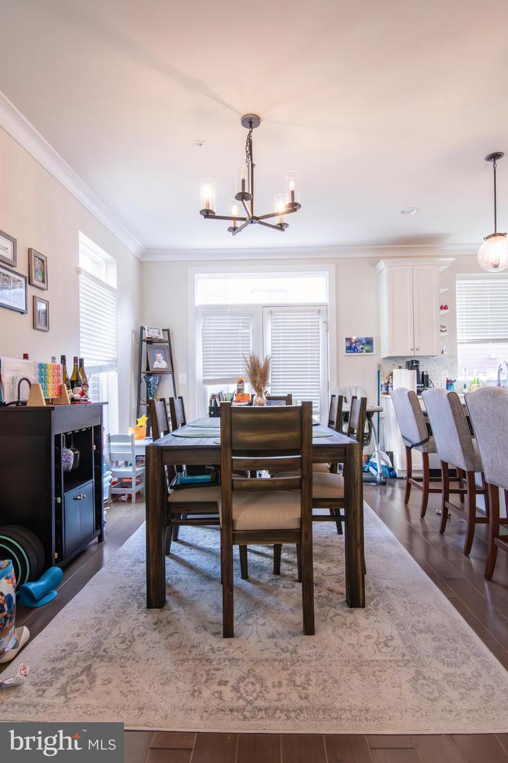 5138 CARTERS LN, ALEXANDRIA, Virginia 22311, 3 Bedrooms Bedrooms, ,3 BathroomsBathrooms,Residential,For sale,5138 CARTERS LN,VAAX2051146 MLS # VAAX2051146