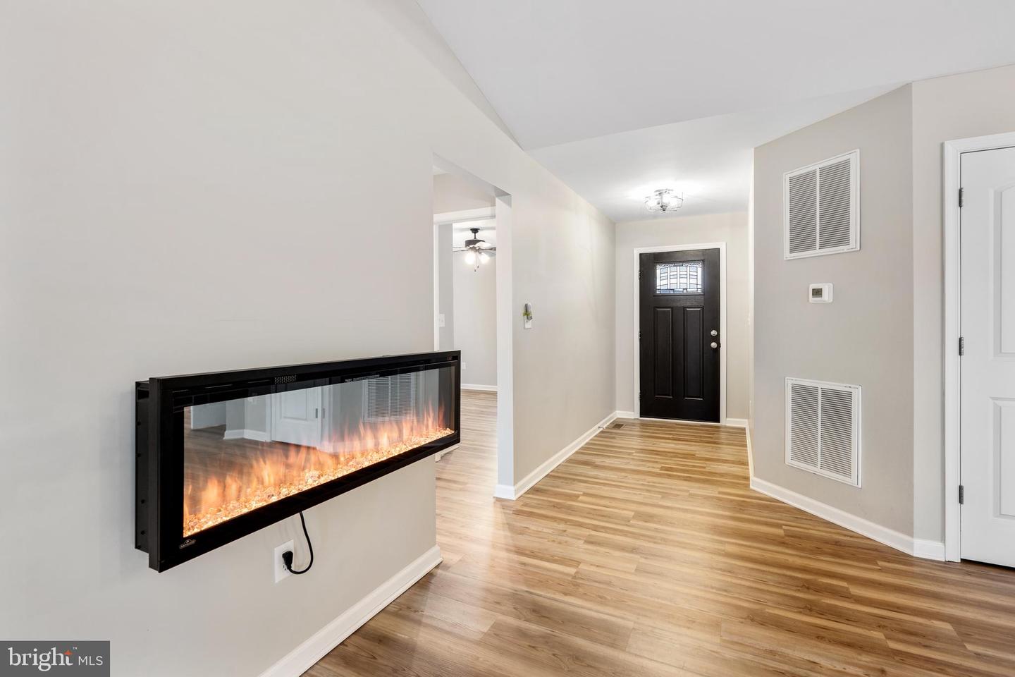 420 ROLAND, WOODSTOCK, Virginia 22664, 3 Bedrooms Bedrooms, ,2 BathroomsBathrooms,Residential,For sale,420 ROLAND,VASH2012850 MLS # VASH2012850 420 ROLAND, WOODSTOCK, Virginia 22664, 3 Bedrooms Bedrooms, ,2 BathroomsBathrooms,Residential,For sale,420 ROLAND,VASH2012850 MLS # VASH2012850