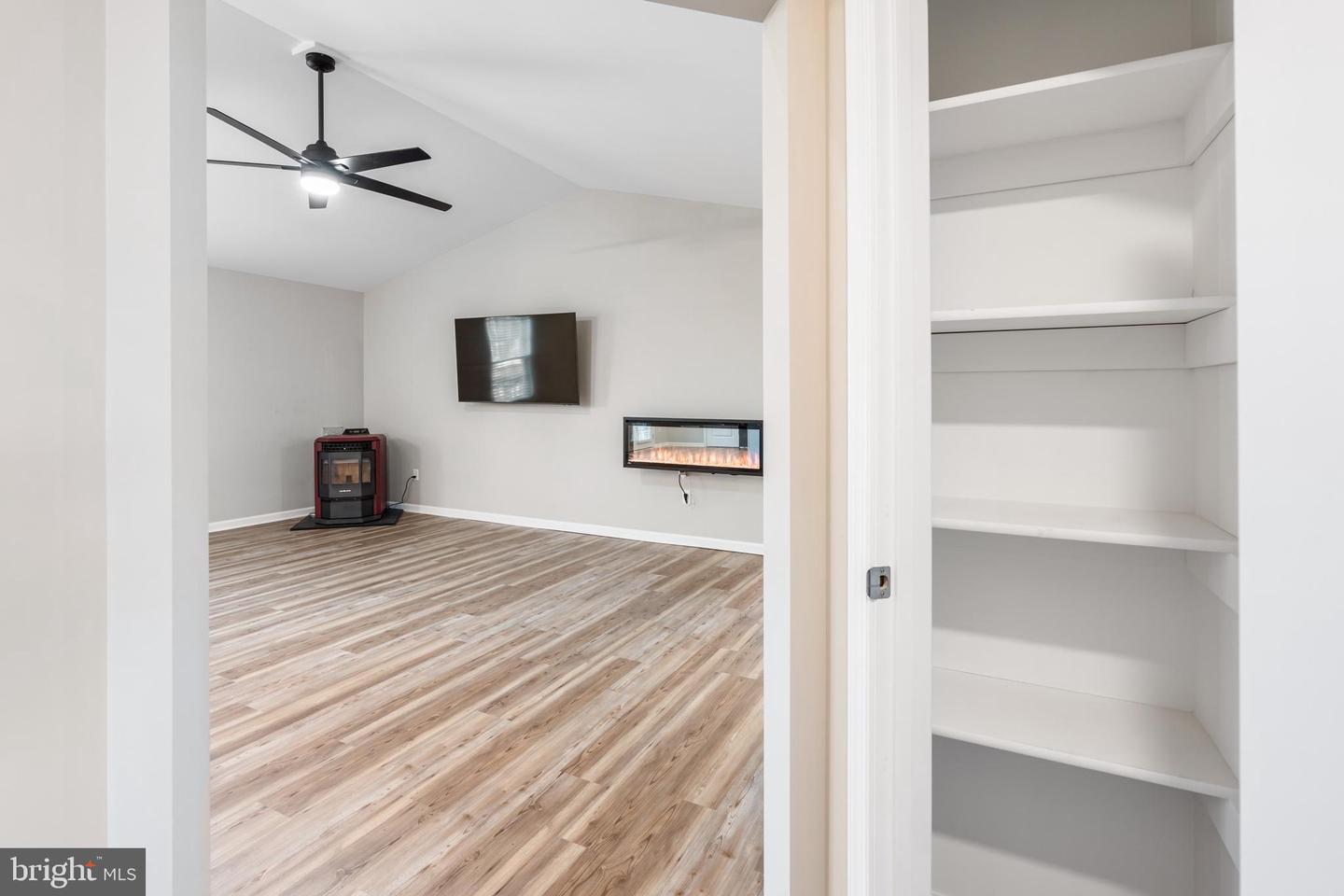 420 ROLAND, WOODSTOCK, Virginia 22664, 3 Bedrooms Bedrooms, ,2 BathroomsBathrooms,Residential,For sale,420 ROLAND,VASH2012850 MLS # VASH2012850 420 ROLAND, WOODSTOCK, Virginia 22664, 3 Bedrooms Bedrooms, ,2 BathroomsBathrooms,Residential,For sale,420 ROLAND,VASH2012850 MLS # VASH2012850