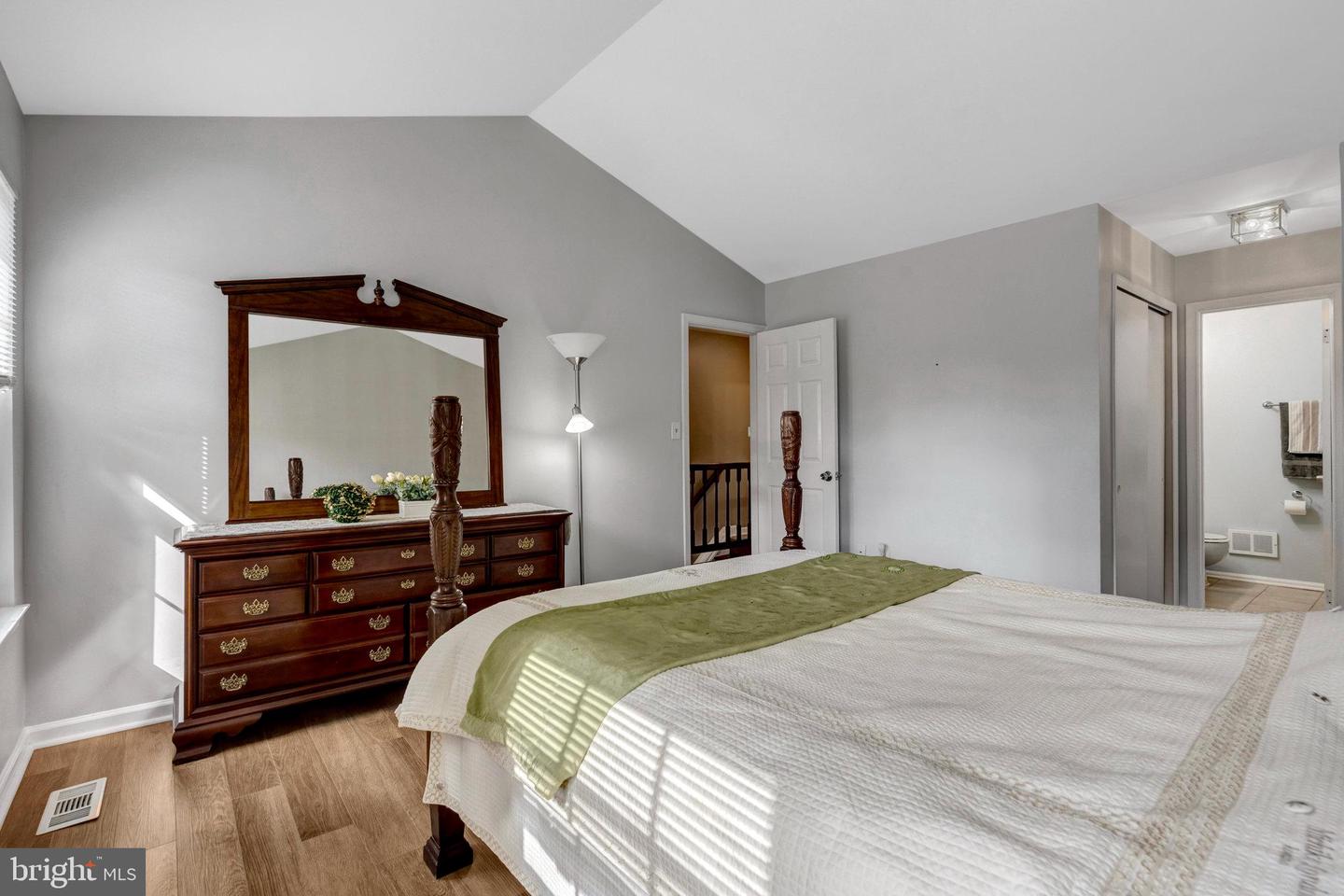 6001 CREEKSTONE LN, CENTREVILLE, Virginia 20120, 4 Bedrooms Bedrooms, ,3 BathroomsBathrooms,Residential,For sale,6001 CREEKSTONE LN,VAFX2276074 MLS # VAFX2276074 6001 CREEKSTONE LN, CENTREVILLE, Virginia 20120, 4 Bedrooms Bedrooms, ,3 BathroomsBathrooms,Residential,For sale,6001 CREEKSTONE LN,VAFX2276074 MLS # VAFX2276074