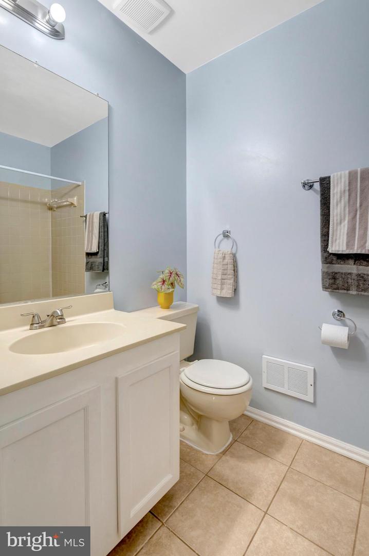 6001 CREEKSTONE LN, CENTREVILLE, Virginia 20120, 4 Bedrooms Bedrooms, ,3 BathroomsBathrooms,Residential,For sale,6001 CREEKSTONE LN,VAFX2276074 MLS # VAFX2276074 6001 CREEKSTONE LN, CENTREVILLE, Virginia 20120, 4 Bedrooms Bedrooms, ,3 BathroomsBathrooms,Residential,For sale,6001 CREEKSTONE LN,VAFX2276074 MLS # VAFX2276074