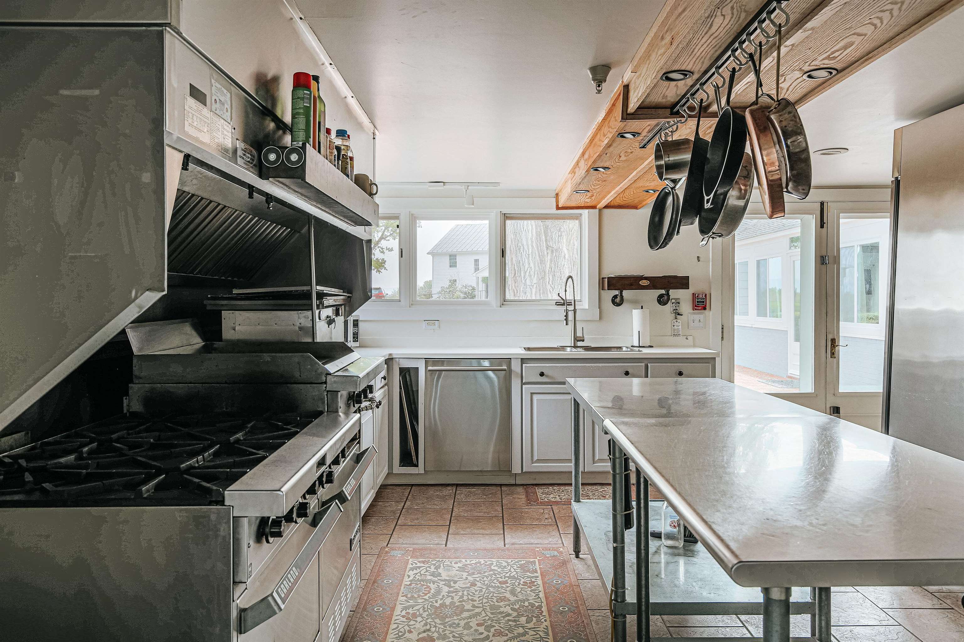 1329 COMMERCE RD, STAUNTON, Virginia 24401, ,Commercial,1329 COMMERCE RD,670480 MLS # 670480 1329 COMMERCE RD, STAUNTON, Virginia 24401, ,Commercial,1329 COMMERCE RD,670480 MLS # 670480