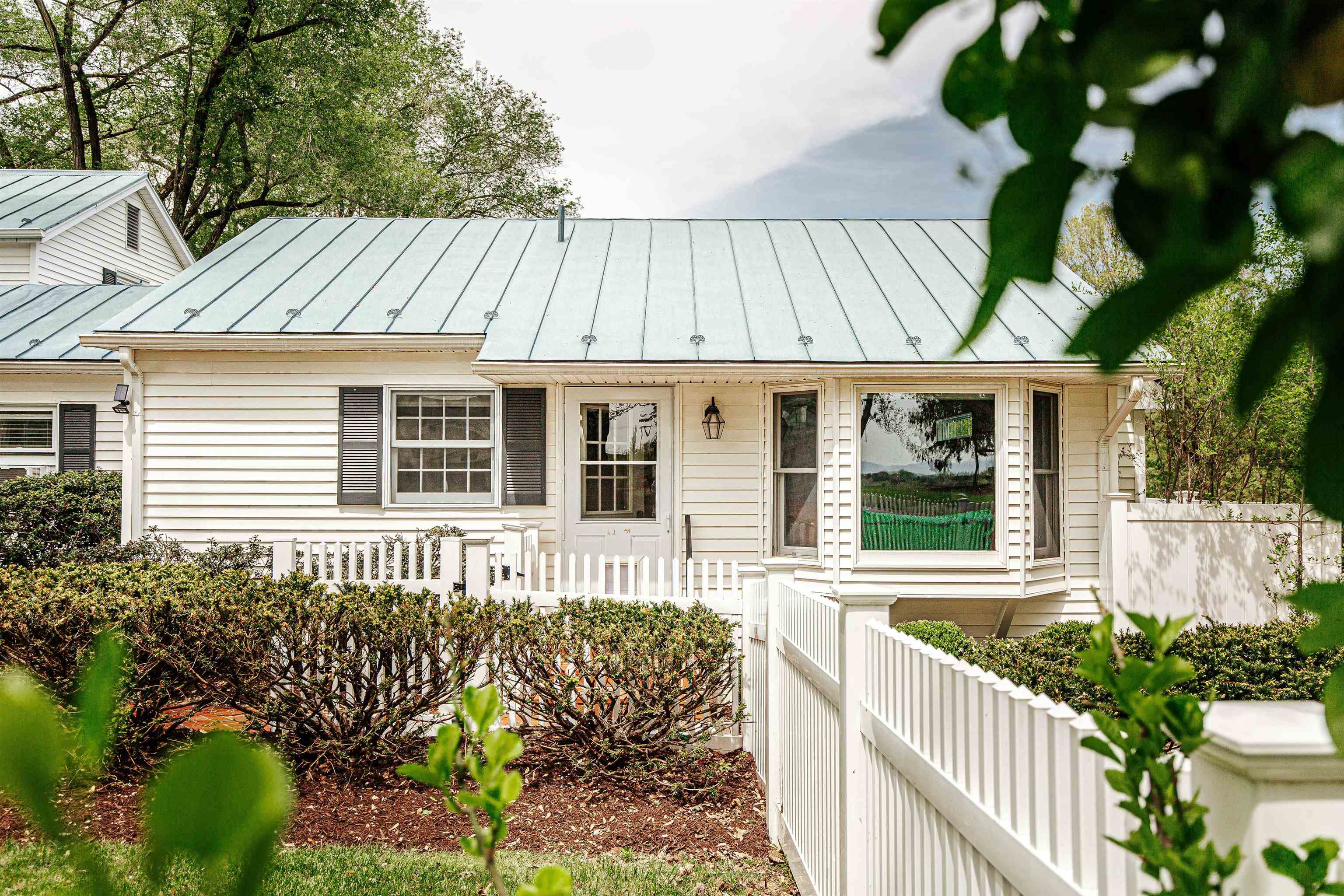 1329 COMMERCE RD, STAUNTON, Virginia 24401, ,Commercial,1329 COMMERCE RD,670480 MLS # 670480 1329 COMMERCE RD, STAUNTON, Virginia 24401, ,Commercial,1329 COMMERCE RD,670480 MLS # 670480