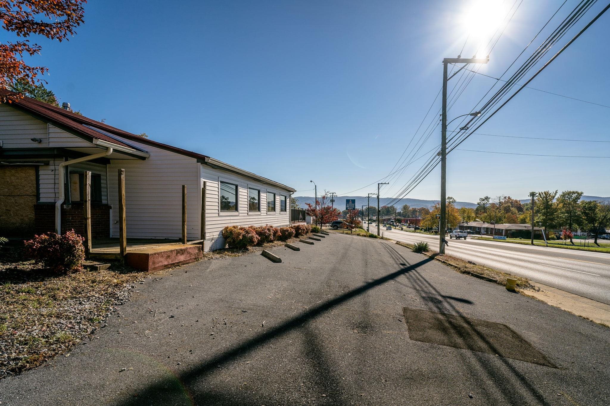 2323 WEST MAIN ST, WAYNESBORO, Virginia 22980, ,Commercial,2323 WEST MAIN ST,670487 MLS # 670487