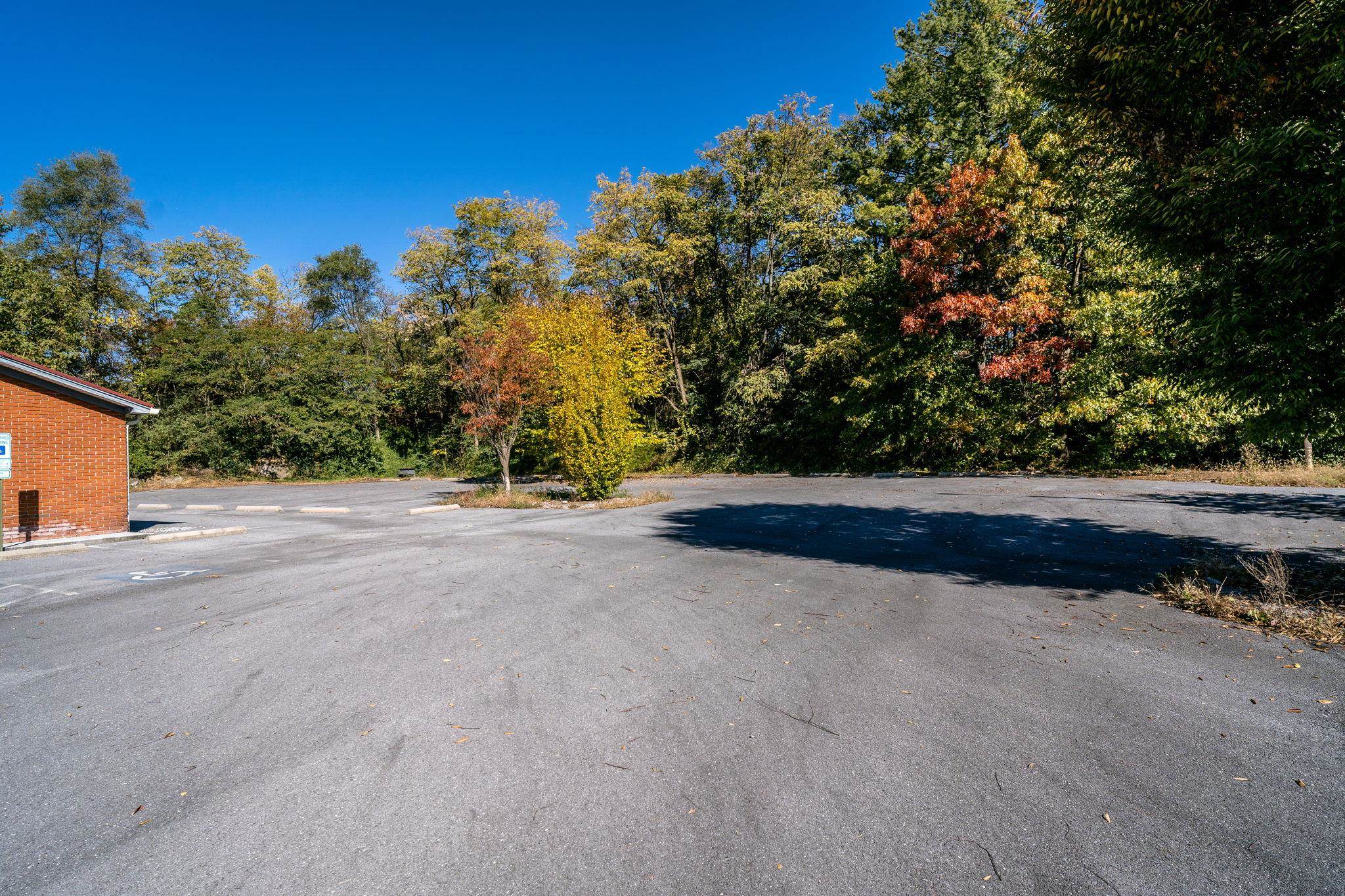 2323 WEST MAIN ST, WAYNESBORO, Virginia 22980, ,Commercial,2323 WEST MAIN ST,670487 MLS # 670487