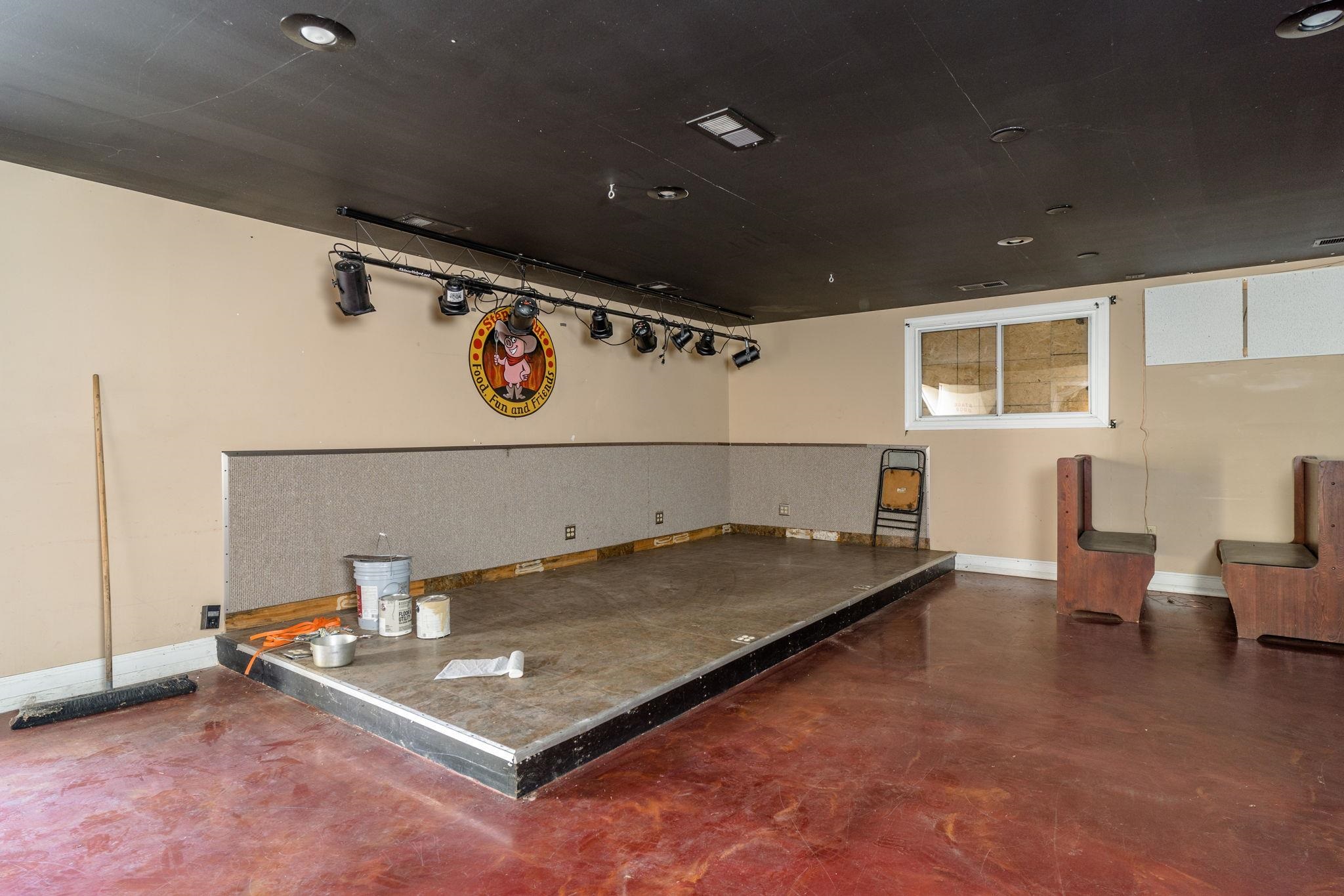 2323 WEST MAIN ST, WAYNESBORO, Virginia 22980, ,Commercial,2323 WEST MAIN ST,670487 MLS # 670487