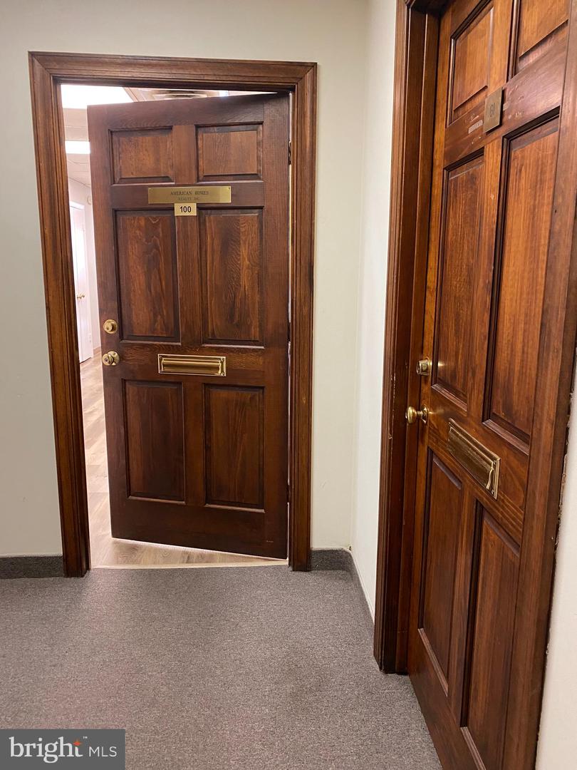 210 E BROAD ST, FALLS CHURCH, Virginia 22046, ,Land,For sale,210 E BROAD ST,VAFA2003398 MLS # VAFA2003398 210 E BROAD ST, FALLS CHURCH, Virginia 22046, ,Land,For sale,210 E BROAD ST,VAFA2003398 MLS # VAFA2003398