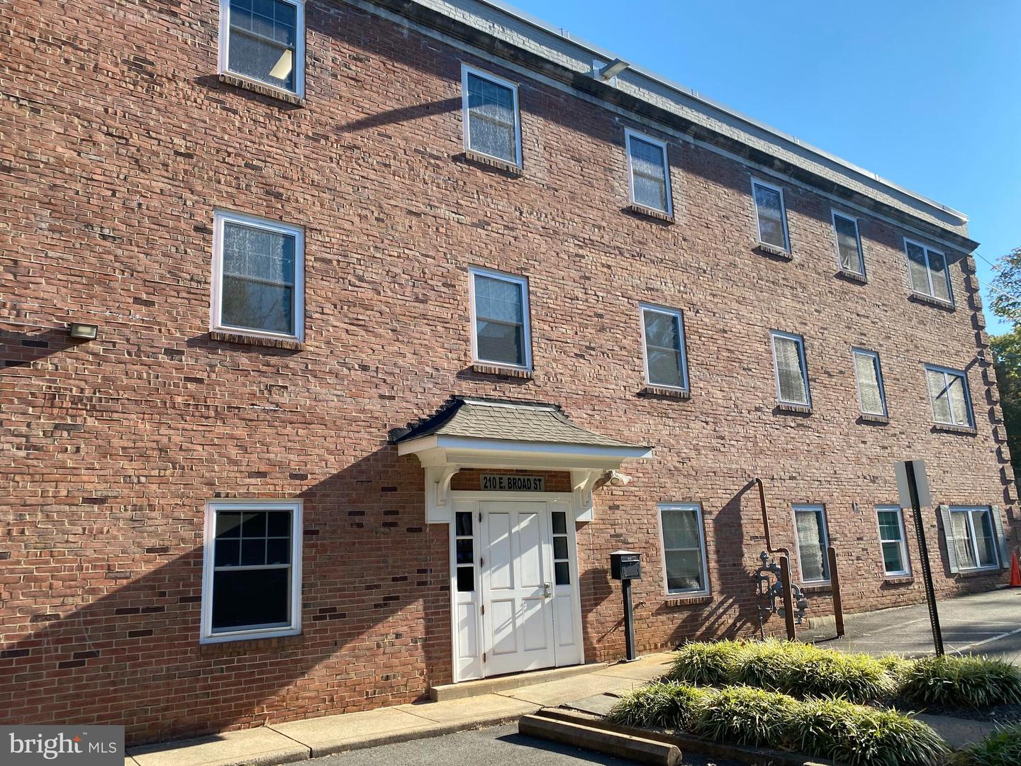 210 E BROAD ST, FALLS CHURCH, Virginia 22046, ,Land,For sale,210 E BROAD ST,VAFA2003398 MLS # VAFA2003398 210 E BROAD ST, FALLS CHURCH, Virginia 22046, ,Land,For sale,210 E BROAD ST,VAFA2003398 MLS # VAFA2003398