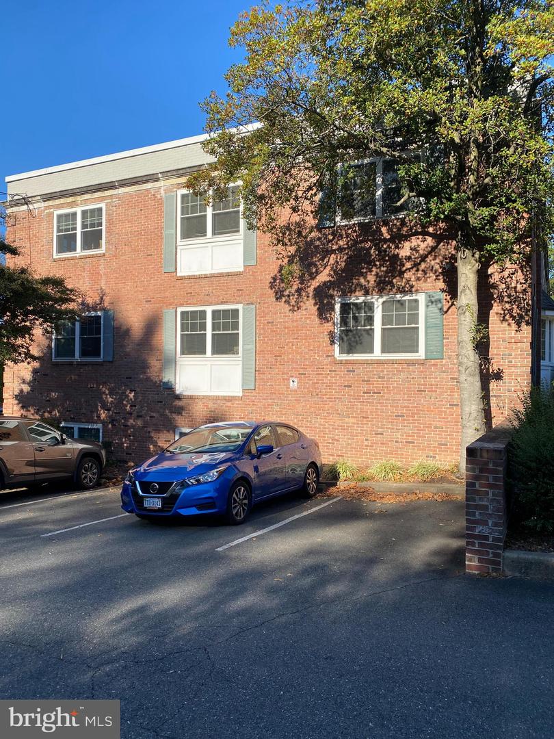 210 E BROAD ST, FALLS CHURCH, Virginia 22046, ,Land,For sale,210 E BROAD ST,VAFA2003398 MLS # VAFA2003398 210 E BROAD ST, FALLS CHURCH, Virginia 22046, ,Land,For sale,210 E BROAD ST,VAFA2003398 MLS # VAFA2003398
