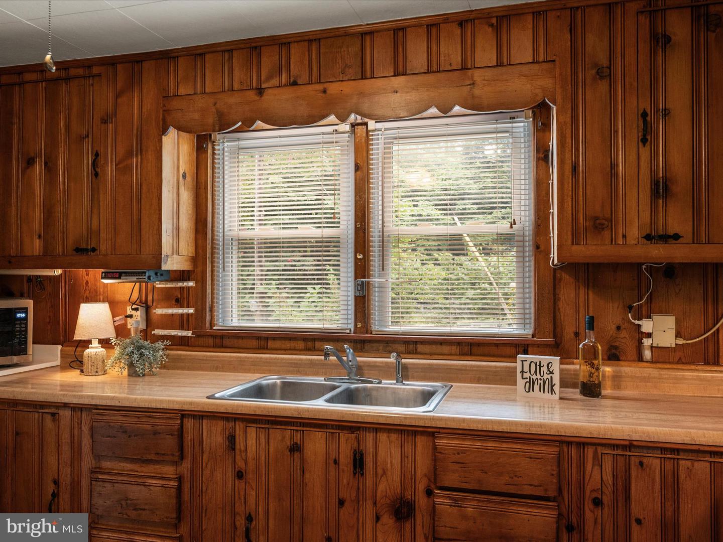 2050 CRUMS CHURCH RD, BERRYVILLE, Virginia 22611, 3 Bedrooms Bedrooms, ,2 BathroomsBathrooms,Residential,For sale,2050 CRUMS CHURCH RD,VACL2005982 MLS # VACL2005982 2050 CRUMS CHURCH RD, BERRYVILLE, Virginia 22611, 3 Bedrooms Bedrooms, ,2 BathroomsBathrooms,Residential,For sale,2050 CRUMS CHURCH RD,VACL2005982 MLS # VACL2005982