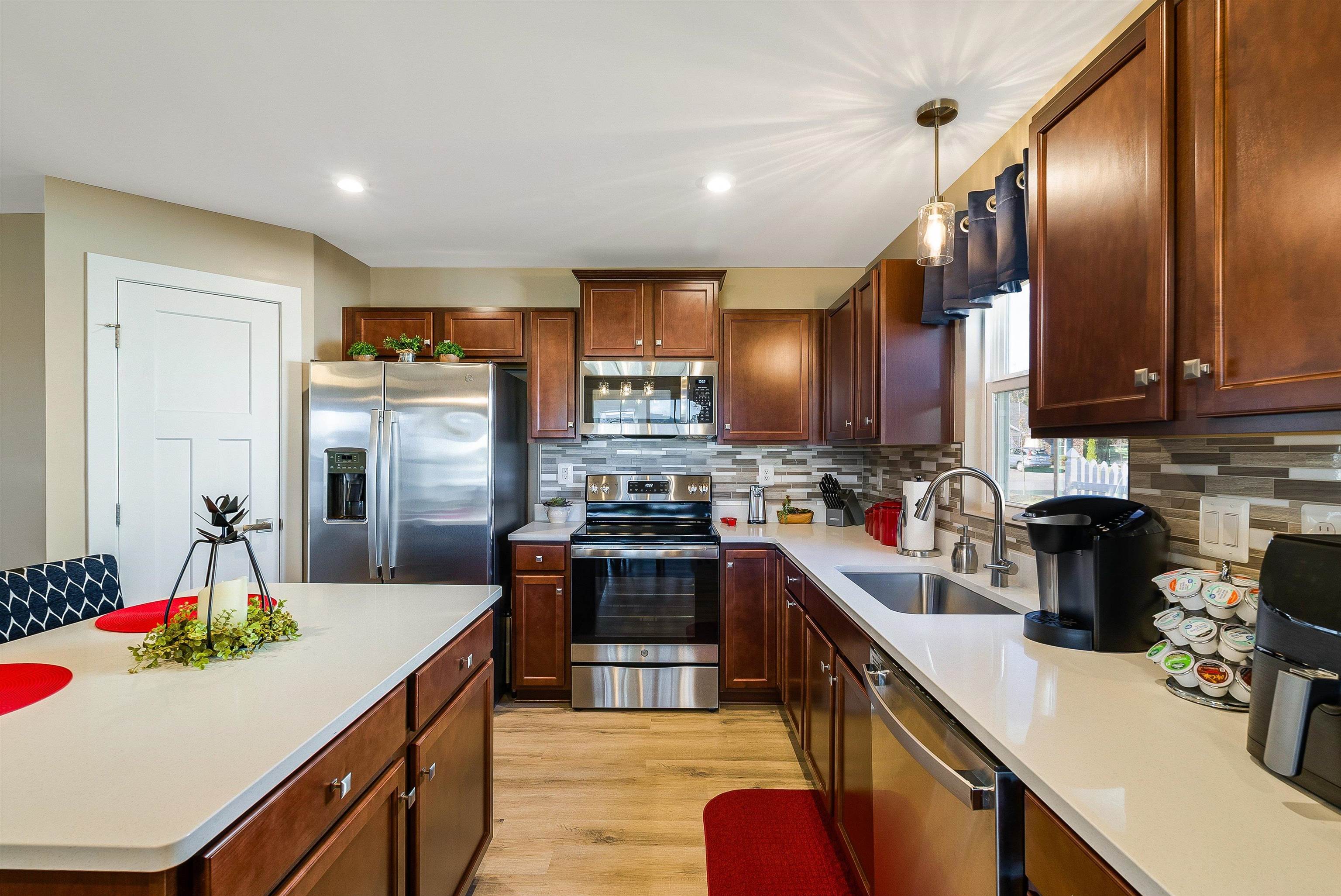 46 SOUTH PEAK DR, MCGAHEYSVILLE, Virginia 22840, 3 Bedrooms Bedrooms, ,2 BathroomsBathrooms,Residential,46 SOUTH PEAK DR,670492 MLS # 670492 46 SOUTH PEAK DR, MCGAHEYSVILLE, Virginia 22840, 3 Bedrooms Bedrooms, ,2 BathroomsBathrooms,Residential,46 SOUTH PEAK DR,670492 MLS # 670492