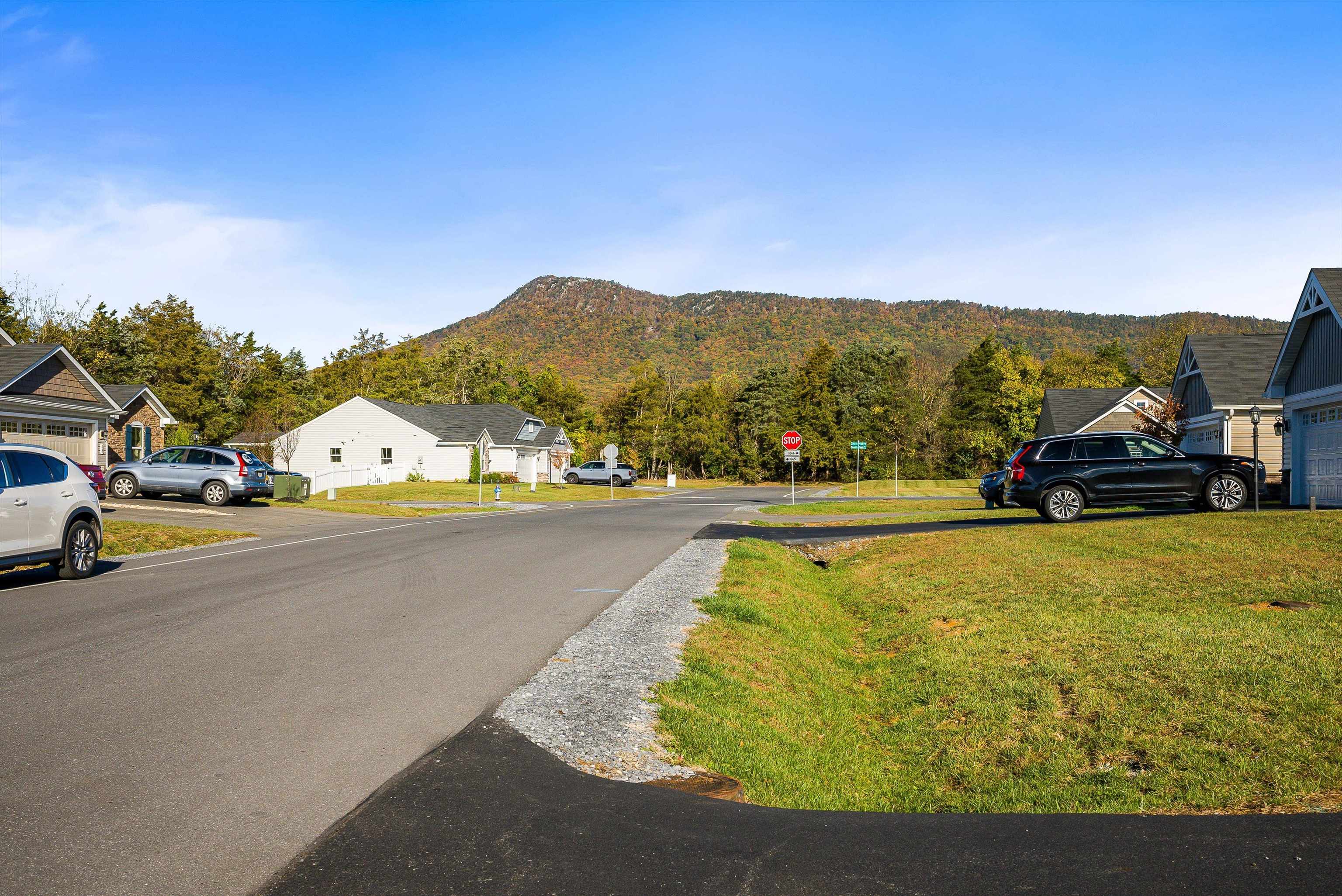 46 SOUTH PEAK DR, MCGAHEYSVILLE, Virginia 22840, 3 Bedrooms Bedrooms, ,2 BathroomsBathrooms,Residential,46 SOUTH PEAK DR,670492 MLS # 670492 46 SOUTH PEAK DR, MCGAHEYSVILLE, Virginia 22840, 3 Bedrooms Bedrooms, ,2 BathroomsBathrooms,Residential,46 SOUTH PEAK DR,670492 MLS # 670492