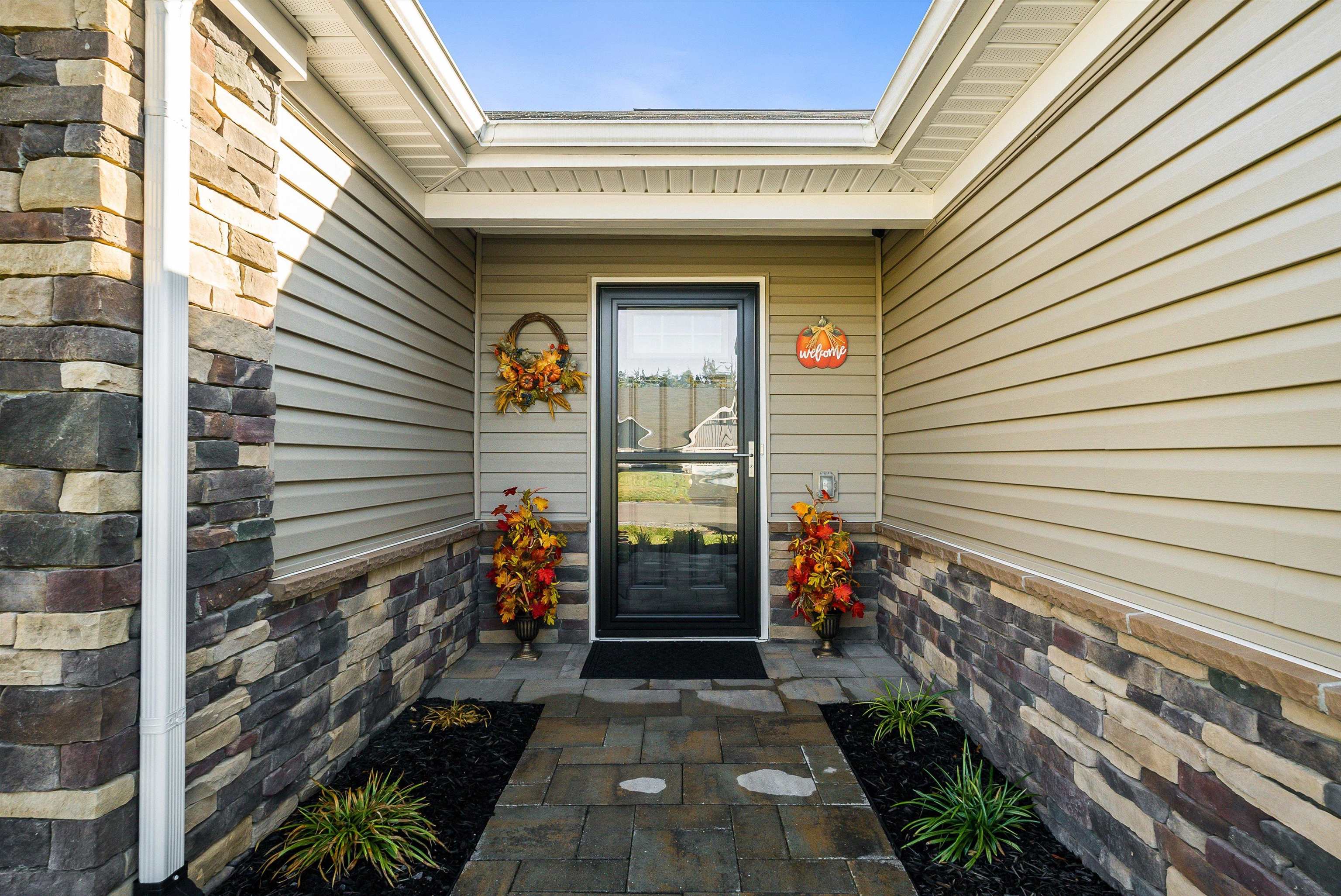 46 SOUTH PEAK DR, MCGAHEYSVILLE, Virginia 22840, 3 Bedrooms Bedrooms, ,2 BathroomsBathrooms,Residential,46 SOUTH PEAK DR,670492 MLS # 670492 46 SOUTH PEAK DR, MCGAHEYSVILLE, Virginia 22840, 3 Bedrooms Bedrooms, ,2 BathroomsBathrooms,Residential,46 SOUTH PEAK DR,670492 MLS # 670492