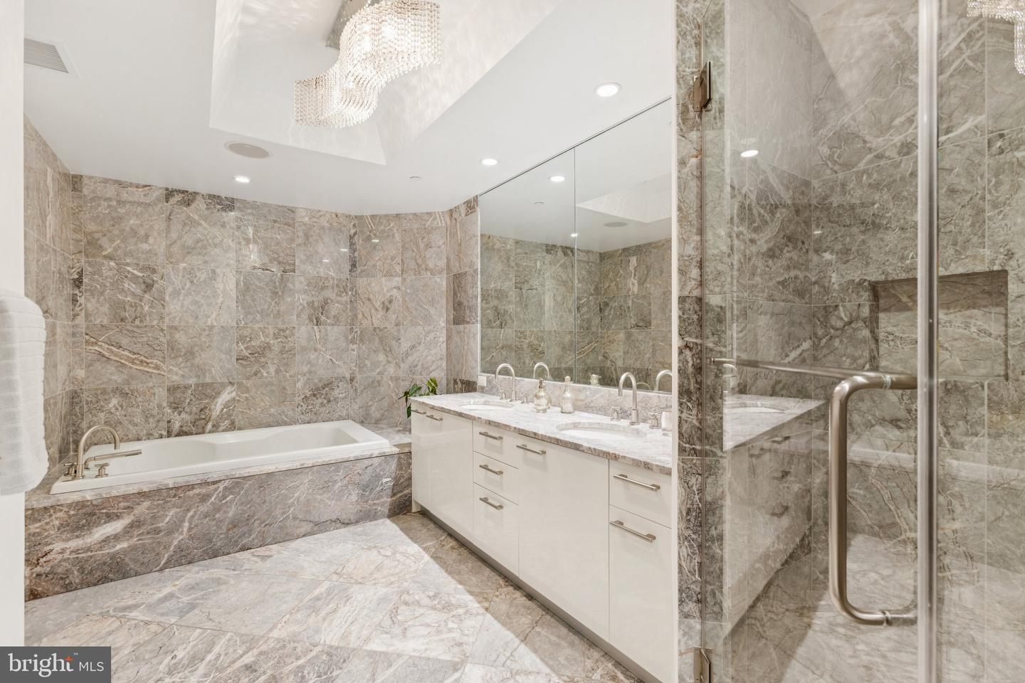 1881 N NASH ST #302, ARLINGTON, Virginia 22209, 2 Bedrooms Bedrooms, ,2 BathroomsBathrooms,Residential,For sale,1881 N NASH ST #302,VAAR2063760 MLS # VAAR2063760 1881 N NASH ST #302, ARLINGTON, Virginia 22209, 2 Bedrooms Bedrooms, ,2 BathroomsBathrooms,Residential,For sale,1881 N NASH ST #302,VAAR2063760 MLS # VAAR2063760