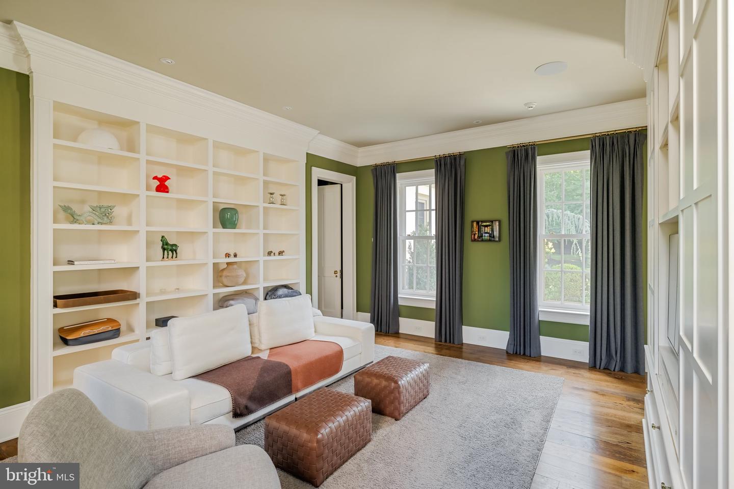 576 INNSBRUCK AVE, GREAT FALLS, Virginia 22066, 6 Bedrooms Bedrooms, ,7 BathroomsBathrooms,Residential,For sale,576 INNSBRUCK AVE,VAFX2273882 MLS # VAFX2273882 576 INNSBRUCK AVE, GREAT FALLS, Virginia 22066, 6 Bedrooms Bedrooms, ,7 BathroomsBathrooms,Residential,For sale,576 INNSBRUCK AVE,VAFX2273882 MLS # VAFX2273882