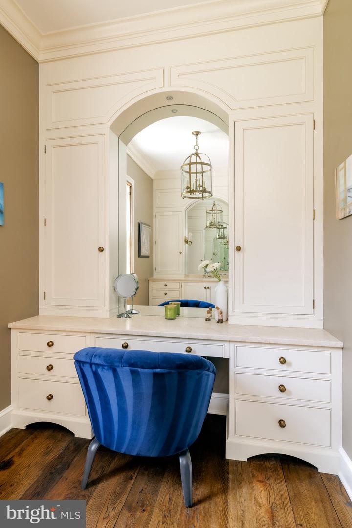 576 INNSBRUCK AVE, GREAT FALLS, Virginia 22066, 6 Bedrooms Bedrooms, ,7 BathroomsBathrooms,Residential,For sale,576 INNSBRUCK AVE,VAFX2273882 MLS # VAFX2273882 576 INNSBRUCK AVE, GREAT FALLS, Virginia 22066, 6 Bedrooms Bedrooms, ,7 BathroomsBathrooms,Residential,For sale,576 INNSBRUCK AVE,VAFX2273882 MLS # VAFX2273882