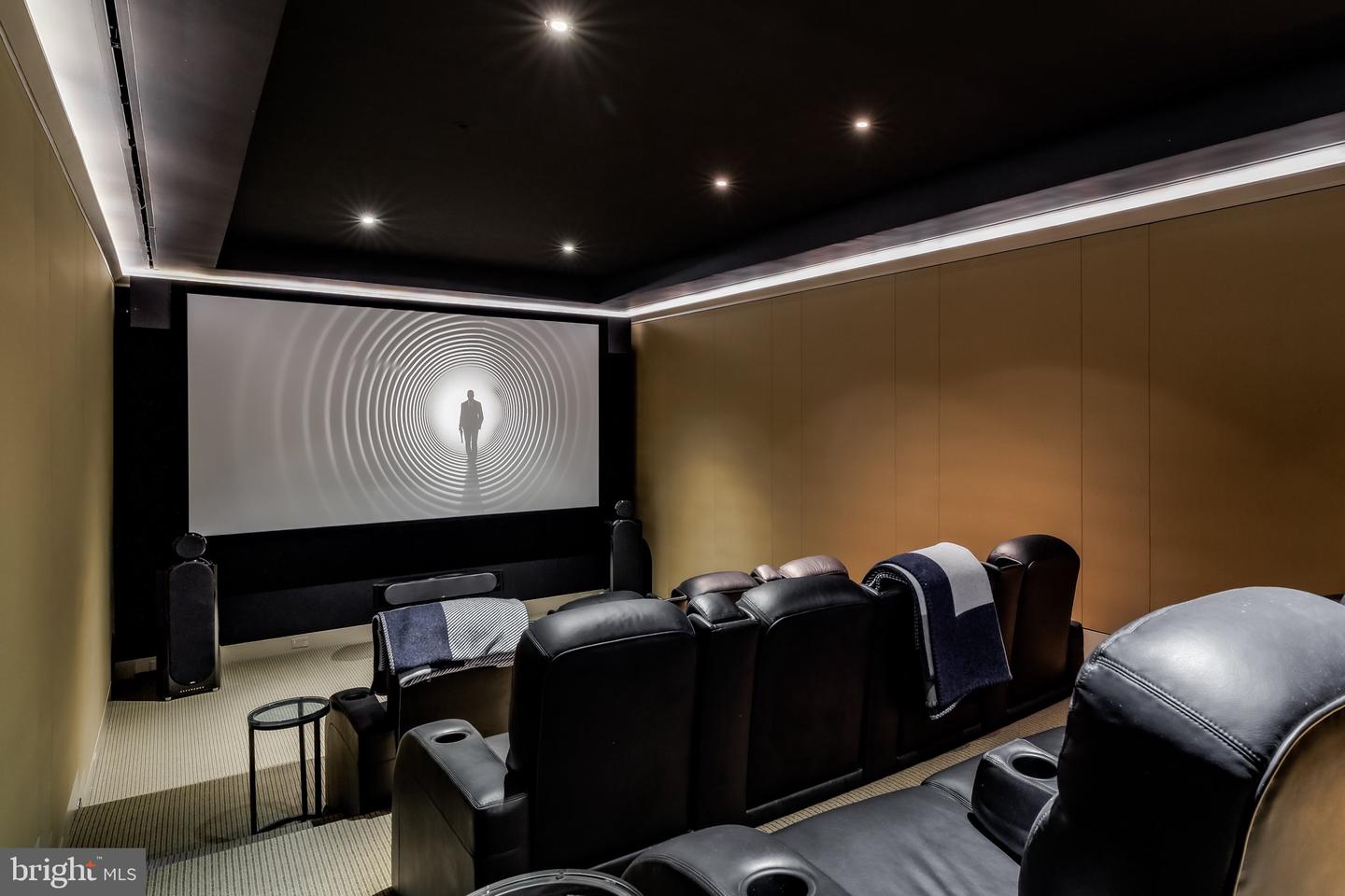 576 INNSBRUCK AVE, GREAT FALLS, Virginia 22066, 6 Bedrooms Bedrooms, ,7 BathroomsBathrooms,Residential,For sale,576 INNSBRUCK AVE,VAFX2273882 MLS # VAFX2273882 576 INNSBRUCK AVE, GREAT FALLS, Virginia 22066, 6 Bedrooms Bedrooms, ,7 BathroomsBathrooms,Residential,For sale,576 INNSBRUCK AVE,VAFX2273882 MLS # VAFX2273882