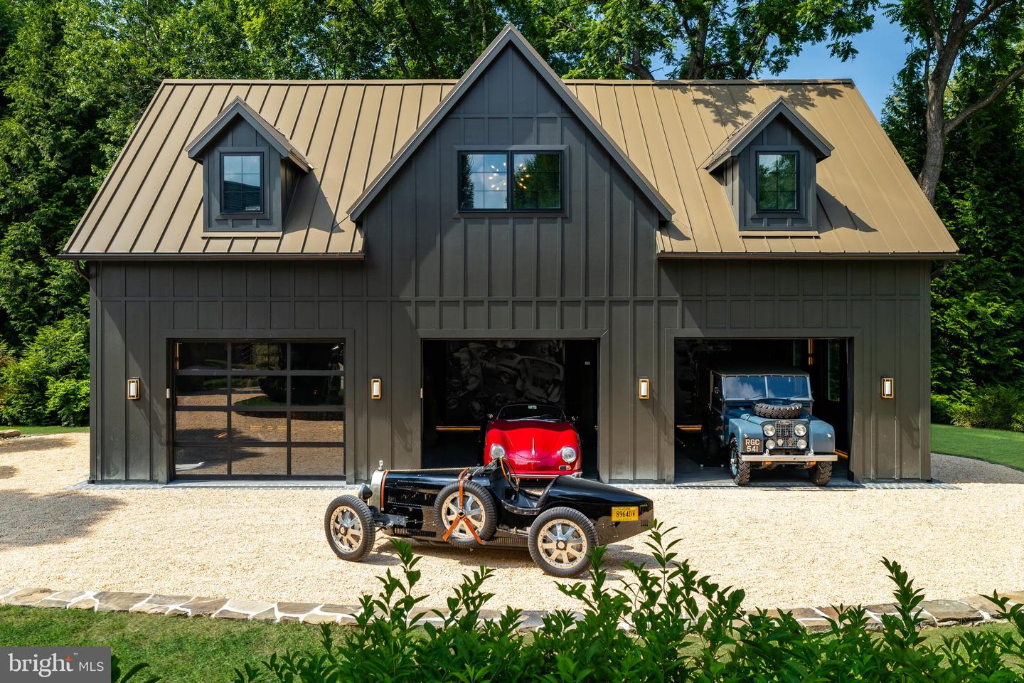 576 INNSBRUCK AVE, GREAT FALLS, Virginia 22066, 6 Bedrooms Bedrooms, ,7 BathroomsBathrooms,Residential,For sale,576 INNSBRUCK AVE,VAFX2273882 MLS # VAFX2273882 576 INNSBRUCK AVE, GREAT FALLS, Virginia 22066, 6 Bedrooms Bedrooms, ,7 BathroomsBathrooms,Residential,For sale,576 INNSBRUCK AVE,VAFX2273882 MLS # VAFX2273882