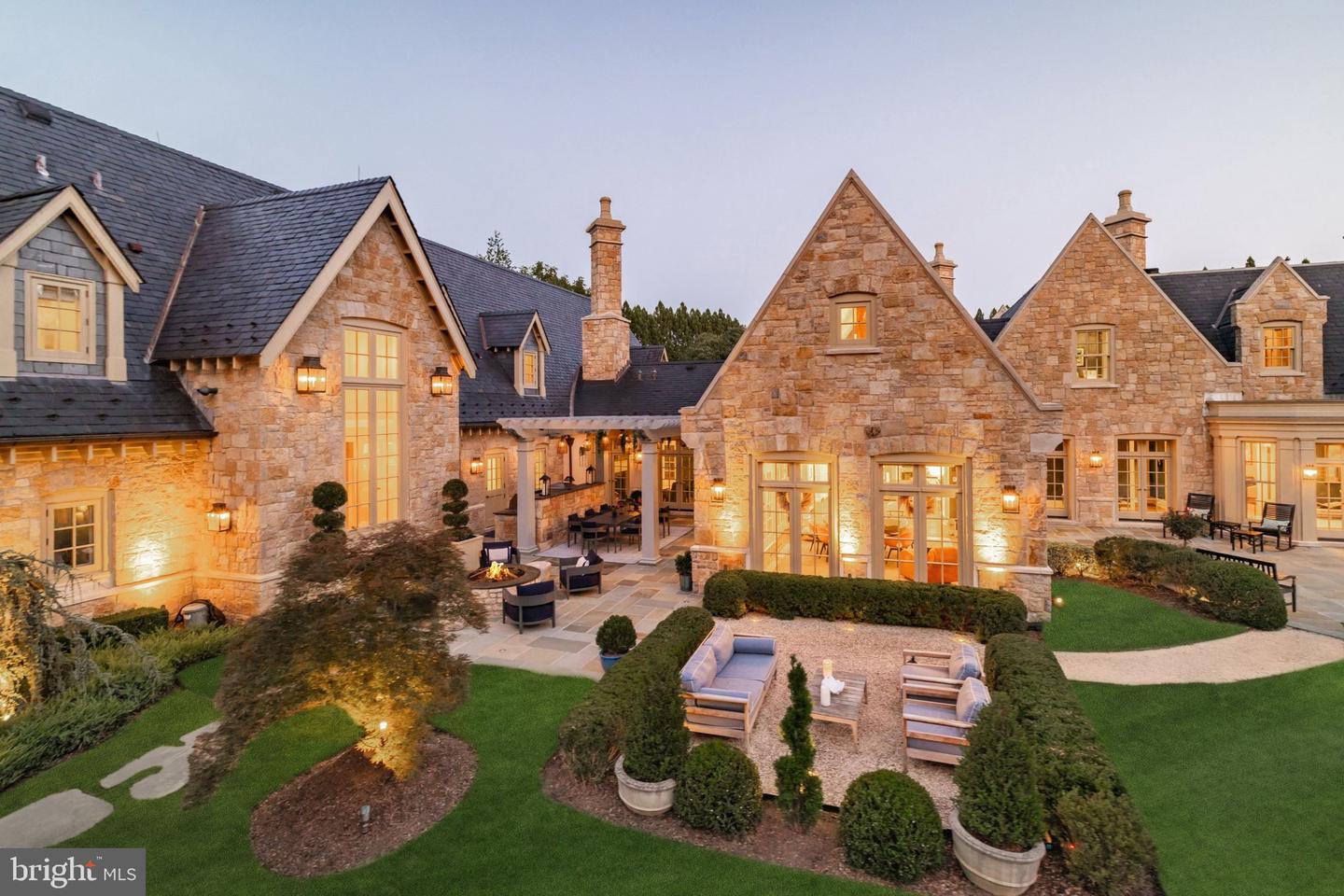 576 INNSBRUCK AVE, GREAT FALLS, Virginia 22066, 6 Bedrooms Bedrooms, ,7 BathroomsBathrooms,Residential,For sale,576 INNSBRUCK AVE,VAFX2273882 MLS # VAFX2273882 576 INNSBRUCK AVE, GREAT FALLS, Virginia 22066, 6 Bedrooms Bedrooms, ,7 BathroomsBathrooms,Residential,For sale,576 INNSBRUCK AVE,VAFX2273882 MLS # VAFX2273882