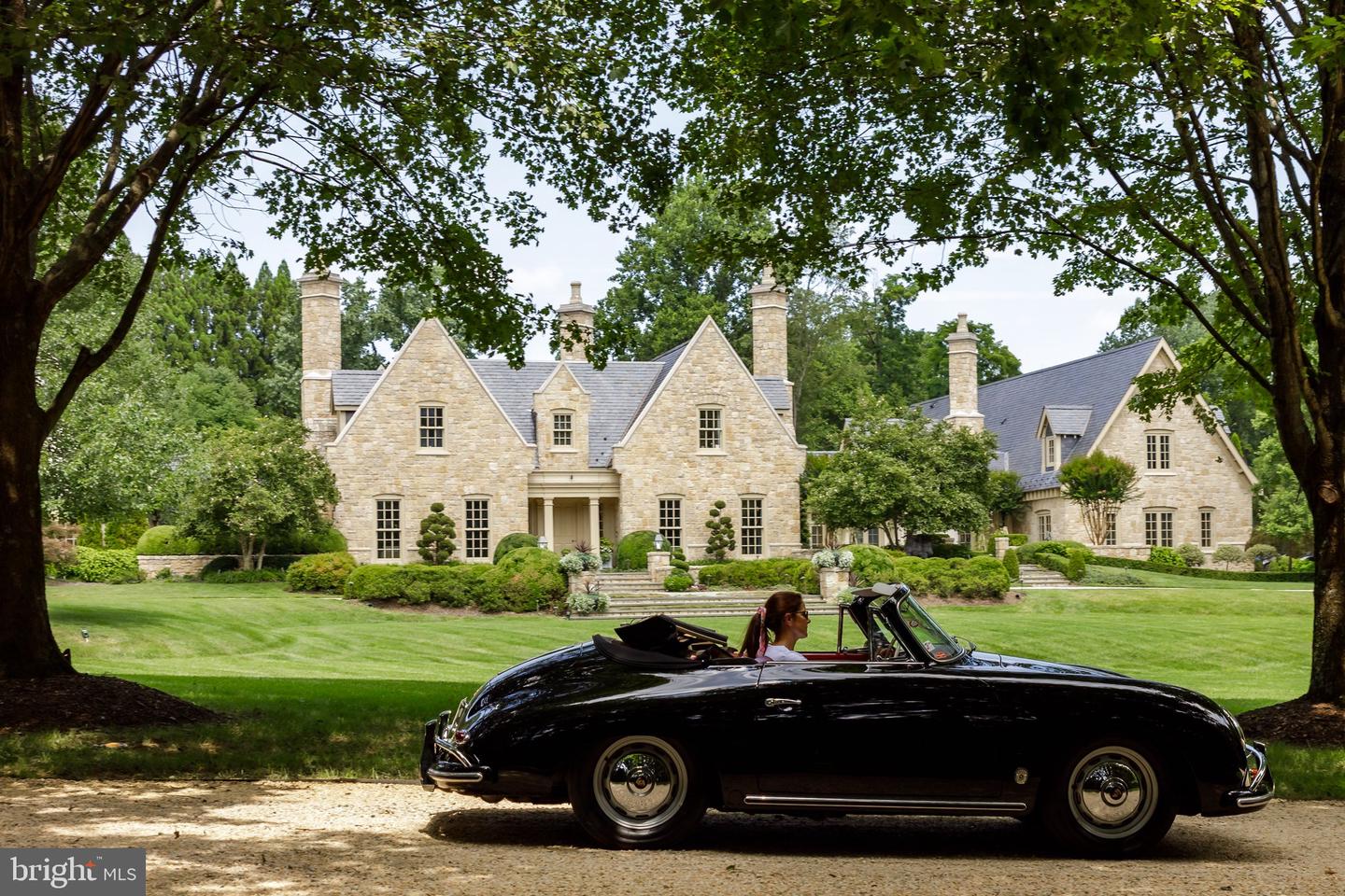 576 INNSBRUCK AVE, GREAT FALLS, Virginia 22066, 6 Bedrooms Bedrooms, ,7 BathroomsBathrooms,Residential,For sale,576 INNSBRUCK AVE,VAFX2273882 MLS # VAFX2273882 576 INNSBRUCK AVE, GREAT FALLS, Virginia 22066, 6 Bedrooms Bedrooms, ,7 BathroomsBathrooms,Residential,For sale,576 INNSBRUCK AVE,VAFX2273882 MLS # VAFX2273882