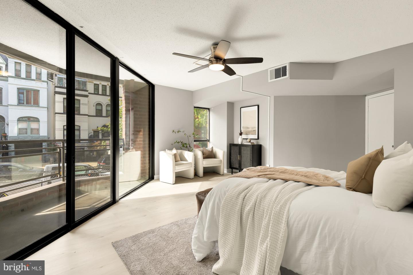 1099 22ND ST NW #206, WASHINGTON, District Of Columbia 20037, 1 Bedroom Bedrooms, ,1 BathroomBathrooms,Residential,For sale,1099 22ND ST NW #206,DCDC2226828 MLS # DCDC2226828 1099 22ND ST NW #206, WASHINGTON, District Of Columbia 20037, 1 Bedroom Bedrooms, ,1 BathroomBathrooms,Residential,For sale,1099 22ND ST NW #206,DCDC2226828 MLS # DCDC2226828