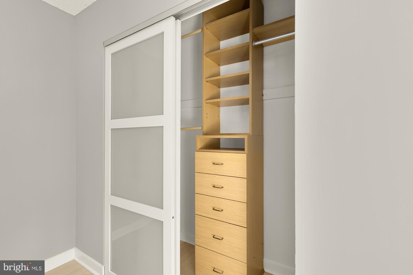 1099 22ND ST NW #206, WASHINGTON, District Of Columbia 20037, 1 Bedroom Bedrooms, ,1 BathroomBathrooms,Residential,For sale,1099 22ND ST NW #206,DCDC2226828 MLS # DCDC2226828 1099 22ND ST NW #206, WASHINGTON, District Of Columbia 20037, 1 Bedroom Bedrooms, ,1 BathroomBathrooms,Residential,For sale,1099 22ND ST NW #206,DCDC2226828 MLS # DCDC2226828