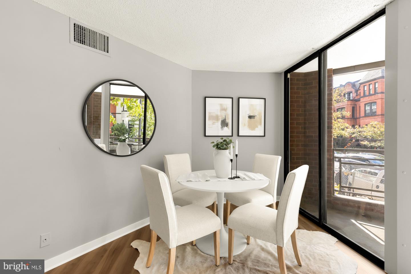 1099 22ND ST NW #206, WASHINGTON, District Of Columbia 20037, 1 Bedroom Bedrooms, ,1 BathroomBathrooms,Residential,For sale,1099 22ND ST NW #206,DCDC2226828 MLS # DCDC2226828 1099 22ND ST NW #206, WASHINGTON, District Of Columbia 20037, 1 Bedroom Bedrooms, ,1 BathroomBathrooms,Residential,For sale,1099 22ND ST NW #206,DCDC2226828 MLS # DCDC2226828