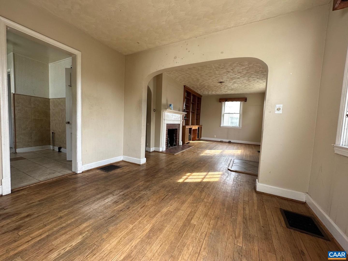 715 ELLIOTT AVE, CHARLOTTESVILLE, Virginia 22902, 3 Bedrooms Bedrooms, ,1 BathroomBathrooms,Residential,For sale,715 ELLIOTT AVE,670182 MLS # 670182 715 ELLIOTT AVE, CHARLOTTESVILLE, Virginia 22902, 3 Bedrooms Bedrooms, ,1 BathroomBathrooms,Residential,For sale,715 ELLIOTT AVE,670182 MLS # 670182