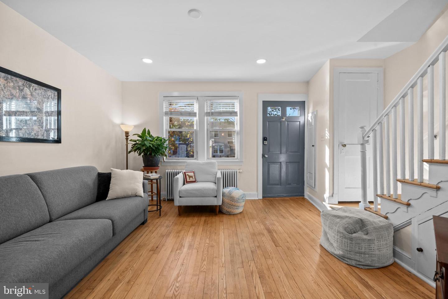 3342 CLAY PL NE, WASHINGTON, District Of Columbia 20019, 2 Bedrooms Bedrooms, ,1 BathroomBathrooms,Residential,For sale,3342 CLAY PL NE,DCDC2228016 MLS # DCDC2228016 3342 CLAY PL NE, WASHINGTON, District Of Columbia 20019, 2 Bedrooms Bedrooms, ,1 BathroomBathrooms,Residential,For sale,3342 CLAY PL NE,DCDC2228016 MLS # DCDC2228016