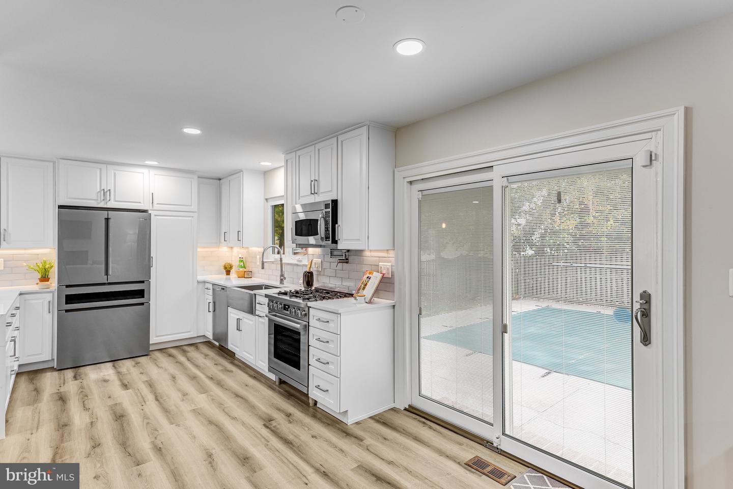 9515 DEBRA SPRADLIN CT, BURKE, Virginia 22015, 4 Bedrooms Bedrooms, ,2 BathroomsBathrooms,Residential,For sale,9515 DEBRA SPRADLIN CT,VAFX2276280 MLS # VAFX2276280 9515 DEBRA SPRADLIN CT, BURKE, Virginia 22015, 4 Bedrooms Bedrooms, ,2 BathroomsBathrooms,Residential,For sale,9515 DEBRA SPRADLIN CT,VAFX2276280 MLS # VAFX2276280