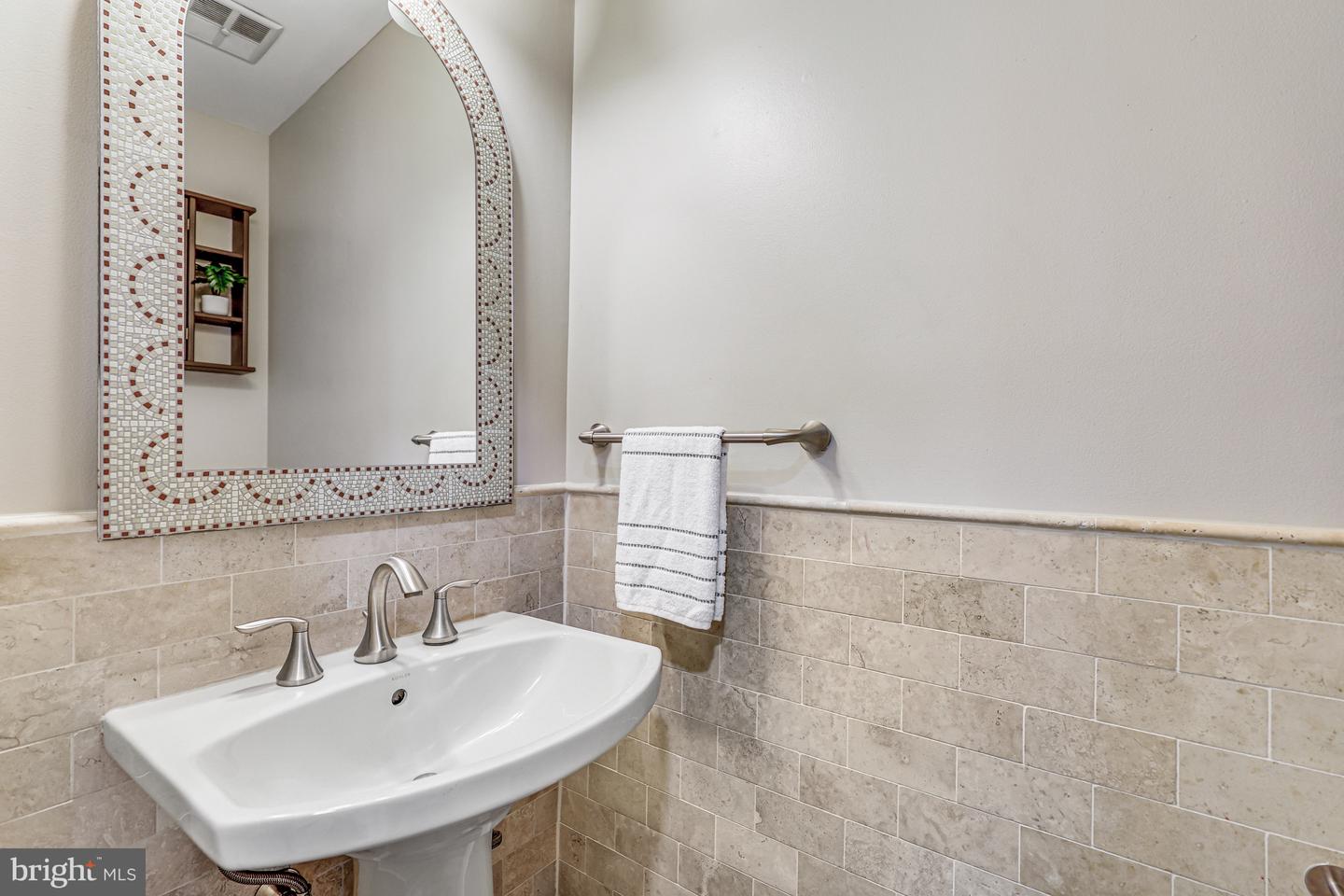 9515 DEBRA SPRADLIN CT, BURKE, Virginia 22015, 4 Bedrooms Bedrooms, ,2 BathroomsBathrooms,Residential,For sale,9515 DEBRA SPRADLIN CT,VAFX2276280 MLS # VAFX2276280 9515 DEBRA SPRADLIN CT, BURKE, Virginia 22015, 4 Bedrooms Bedrooms, ,2 BathroomsBathrooms,Residential,For sale,9515 DEBRA SPRADLIN CT,VAFX2276280 MLS # VAFX2276280