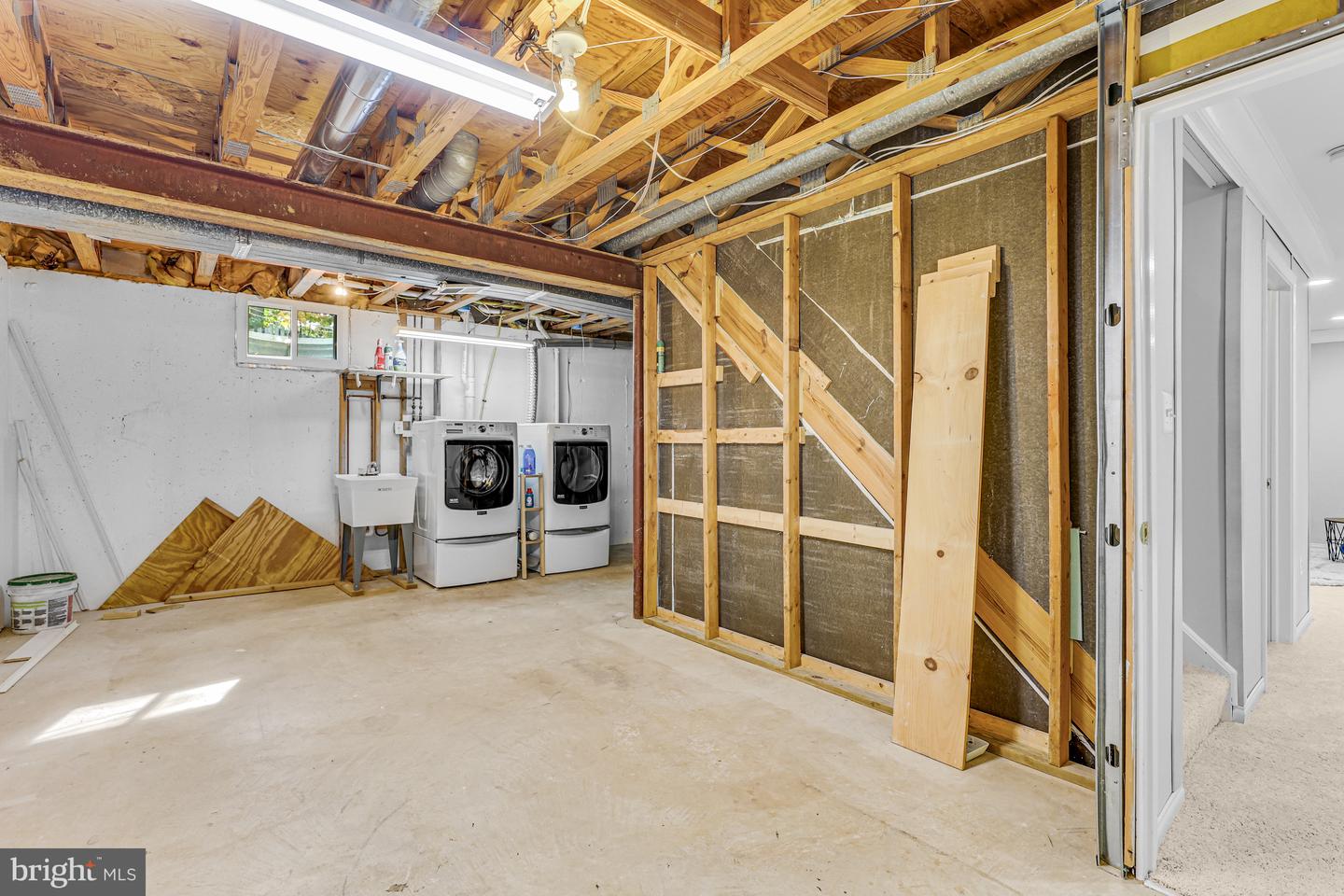 9515 DEBRA SPRADLIN CT, BURKE, Virginia 22015, 4 Bedrooms Bedrooms, ,2 BathroomsBathrooms,Residential,For sale,9515 DEBRA SPRADLIN CT,VAFX2276280 MLS # VAFX2276280 9515 DEBRA SPRADLIN CT, BURKE, Virginia 22015, 4 Bedrooms Bedrooms, ,2 BathroomsBathrooms,Residential,For sale,9515 DEBRA SPRADLIN CT,VAFX2276280 MLS # VAFX2276280