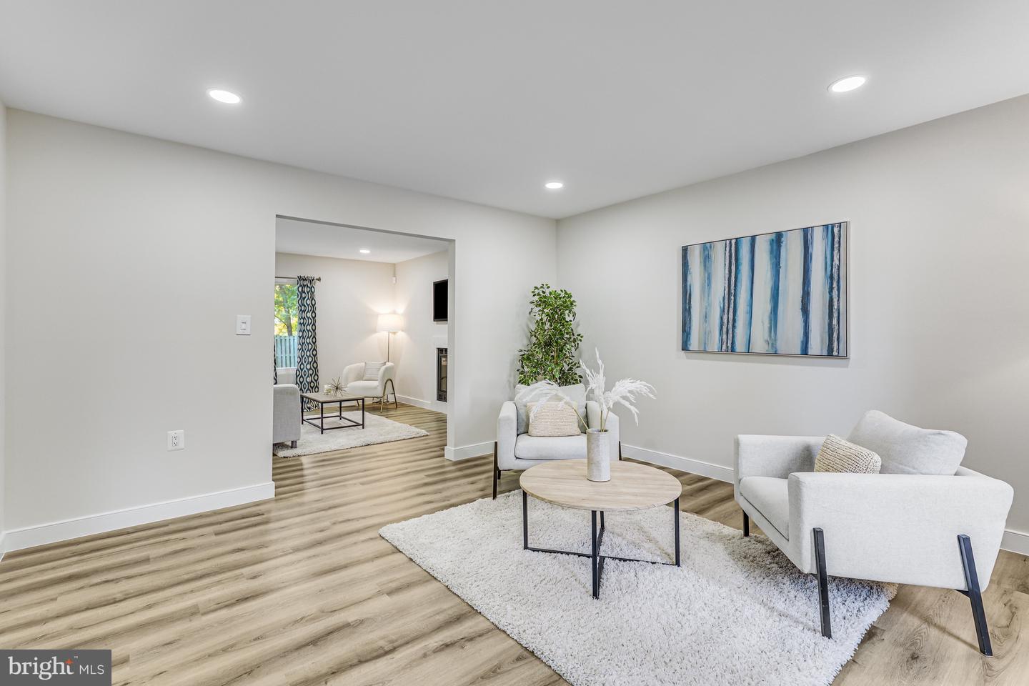 9515 DEBRA SPRADLIN CT, BURKE, Virginia 22015, 4 Bedrooms Bedrooms, ,2 BathroomsBathrooms,Residential,For sale,9515 DEBRA SPRADLIN CT,VAFX2276280 MLS # VAFX2276280 9515 DEBRA SPRADLIN CT, BURKE, Virginia 22015, 4 Bedrooms Bedrooms, ,2 BathroomsBathrooms,Residential,For sale,9515 DEBRA SPRADLIN CT,VAFX2276280 MLS # VAFX2276280