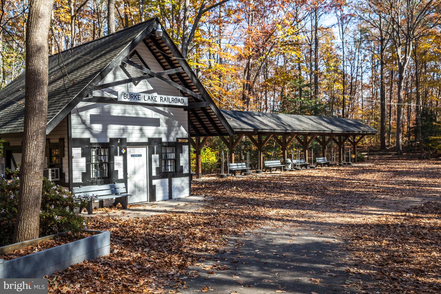 9515 DEBRA SPRADLIN CT, BURKE, Virginia 22015, 4 Bedrooms Bedrooms, ,2 BathroomsBathrooms,Residential,For sale,9515 DEBRA SPRADLIN CT,VAFX2276280 MLS # VAFX2276280 9515 DEBRA SPRADLIN CT, BURKE, Virginia 22015, 4 Bedrooms Bedrooms, ,2 BathroomsBathrooms,Residential,For sale,9515 DEBRA SPRADLIN CT,VAFX2276280 MLS # VAFX2276280