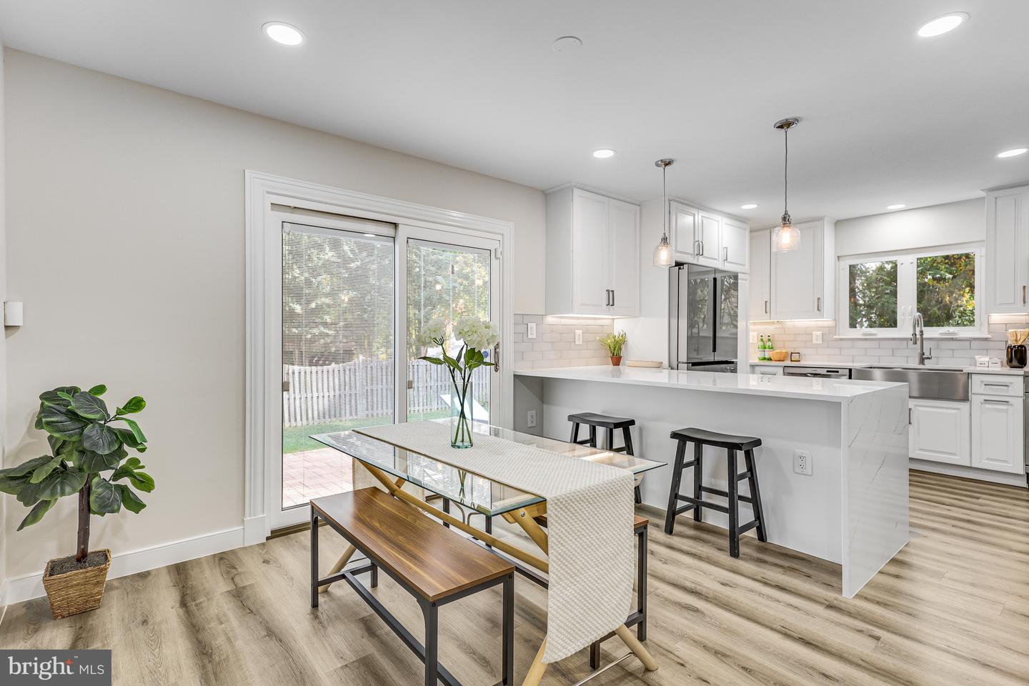 9515 DEBRA SPRADLIN CT, BURKE, Virginia 22015, 4 Bedrooms Bedrooms, ,2 BathroomsBathrooms,Residential,For sale,9515 DEBRA SPRADLIN CT,VAFX2276280 MLS # VAFX2276280 9515 DEBRA SPRADLIN CT, BURKE, Virginia 22015, 4 Bedrooms Bedrooms, ,2 BathroomsBathrooms,Residential,For sale,9515 DEBRA SPRADLIN CT,VAFX2276280 MLS # VAFX2276280