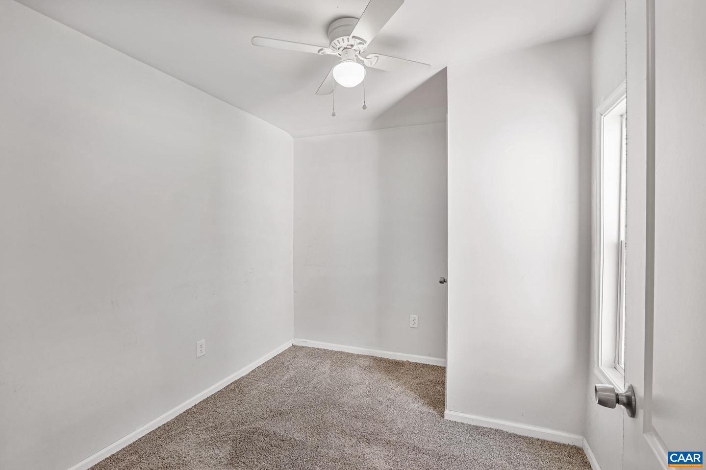 874 JAMES RIVER RD, SCOTTSVILLE, Virginia 24590, 3 Bedrooms Bedrooms, ,2 BathroomsBathrooms,Residential,For sale,874 JAMES RIVER RD,670465 MLS # 670465 874 JAMES RIVER RD, SCOTTSVILLE, Virginia 24590, 3 Bedrooms Bedrooms, ,2 BathroomsBathrooms,Residential,For sale,874 JAMES RIVER RD,670465 MLS # 670465