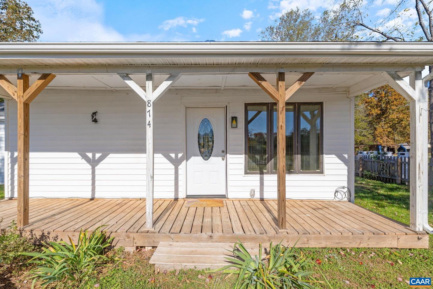 874 JAMES RIVER RD, SCOTTSVILLE, Virginia 24590, 3 Bedrooms Bedrooms, ,2 BathroomsBathrooms,Residential,For sale,874 JAMES RIVER RD,670465 MLS # 670465 874 JAMES RIVER RD, SCOTTSVILLE, Virginia 24590, 3 Bedrooms Bedrooms, ,2 BathroomsBathrooms,Residential,For sale,874 JAMES RIVER RD,670465 MLS # 670465