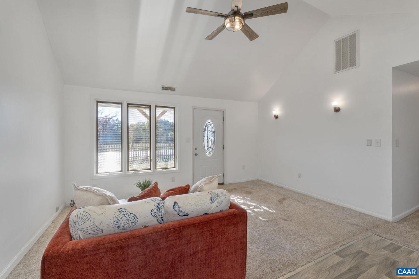 874 JAMES RIVER RD, SCOTTSVILLE, Virginia 24590, 3 Bedrooms Bedrooms, ,2 BathroomsBathrooms,Residential,For sale,874 JAMES RIVER RD,670465 MLS # 670465 874 JAMES RIVER RD, SCOTTSVILLE, Virginia 24590, 3 Bedrooms Bedrooms, ,2 BathroomsBathrooms,Residential,For sale,874 JAMES RIVER RD,670465 MLS # 670465