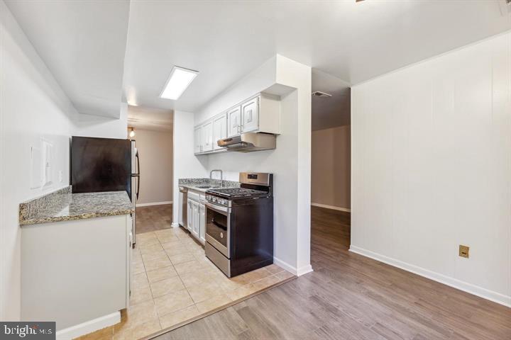 3322 WOODBURN VILLAGE DR #13, ANNANDALE, Virginia 22003, 3 Bedrooms Bedrooms, ,2 BathroomsBathrooms,Residential,For sale,3322 WOODBURN VILLAGE DR #13,VAFX2276506 MLS # VAFX2276506 3322 WOODBURN VILLAGE DR #13, ANNANDALE, Virginia 22003, 3 Bedrooms Bedrooms, ,2 BathroomsBathrooms,Residential,For sale,3322 WOODBURN VILLAGE DR #13,VAFX2276506 MLS # VAFX2276506