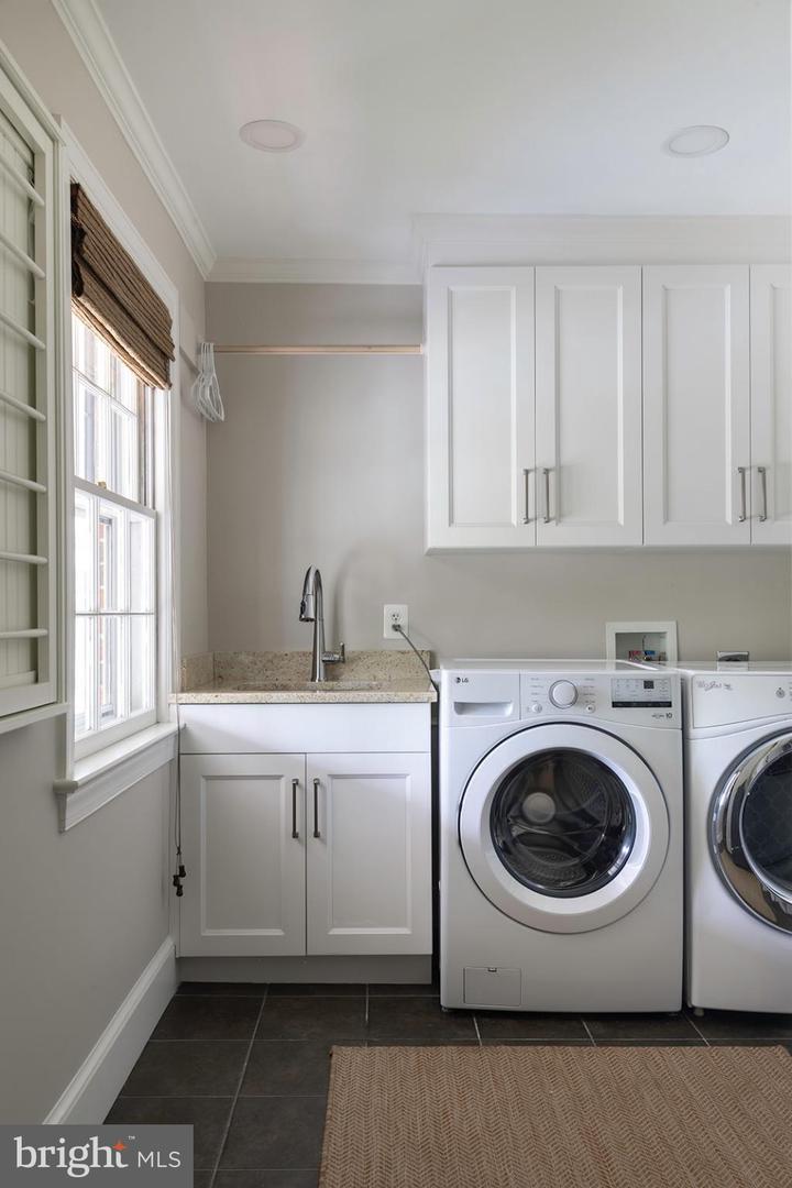 1306 BISHOP LN, ALEXANDRIA, Virginia 22302, 6 Bedrooms Bedrooms, 23 Rooms Rooms,7 BathroomsBathrooms,Residential,For sale,1306 BISHOP LN,VAAX2051242 MLS # VAAX2051242 1306 BISHOP LN, ALEXANDRIA, Virginia 22302, 6 Bedrooms Bedrooms, 23 Rooms Rooms,7 BathroomsBathrooms,Residential,For sale,1306 BISHOP LN,VAAX2051242 MLS # VAAX2051242