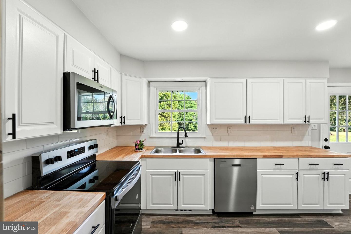 9377 GENERAL WINDER RD, RAPIDAN, Virginia 22733, 3 Bedrooms Bedrooms, ,2 BathroomsBathrooms,Residential,For sale,9377 GENERAL WINDER RD,VACU2011942 MLS # VACU2011942 9377 GENERAL WINDER RD, RAPIDAN, Virginia 22733, 3 Bedrooms Bedrooms, ,2 BathroomsBathrooms,Residential,For sale,9377 GENERAL WINDER RD,VACU2011942 MLS # VACU2011942